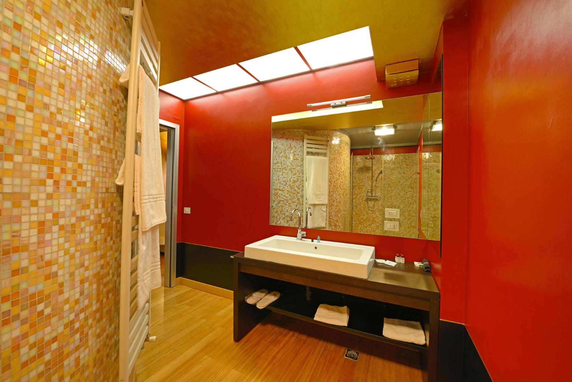 Classic Double with Arena View - Separate building - Photo 5