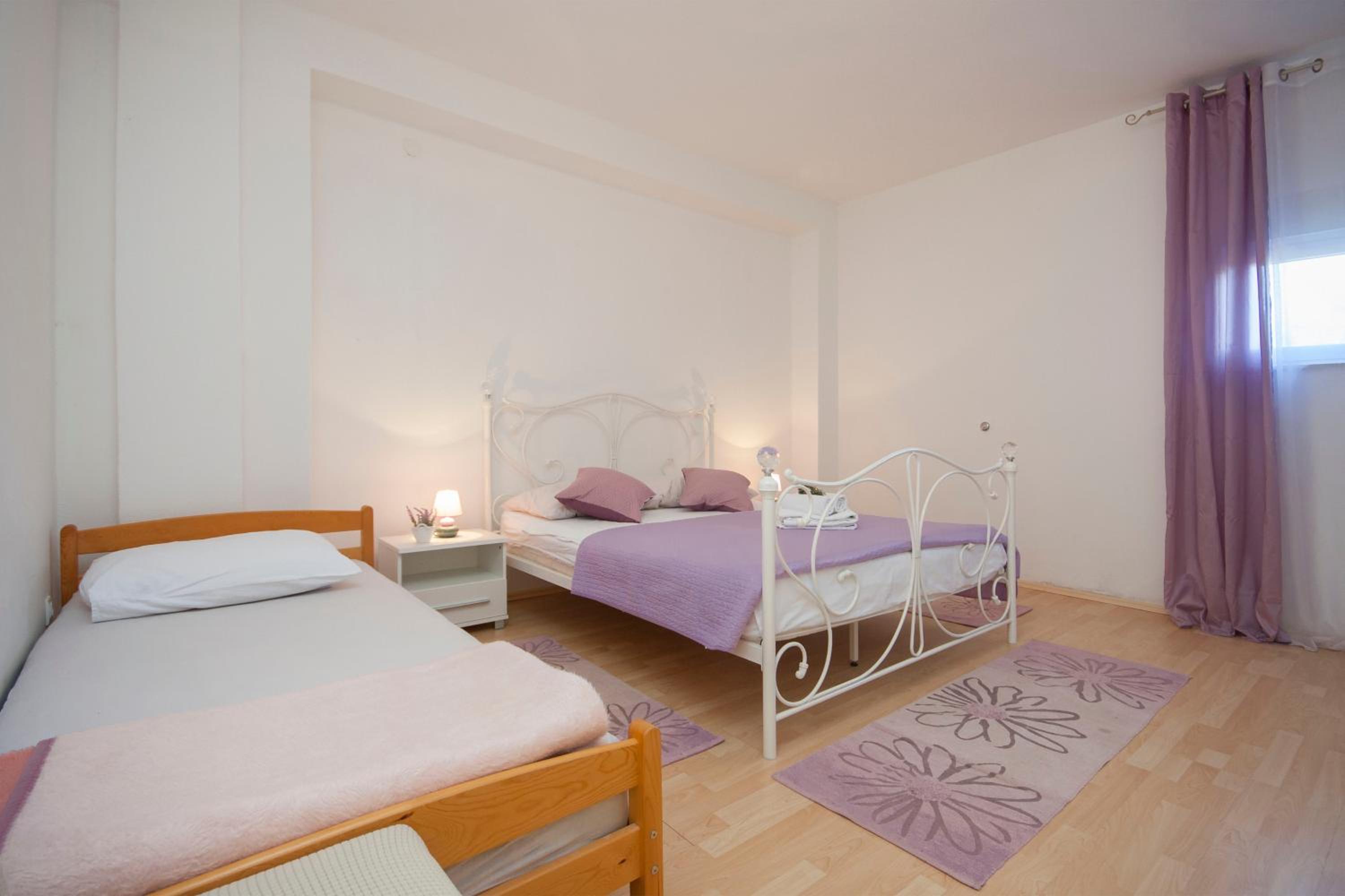 Triple Room - Photo 6