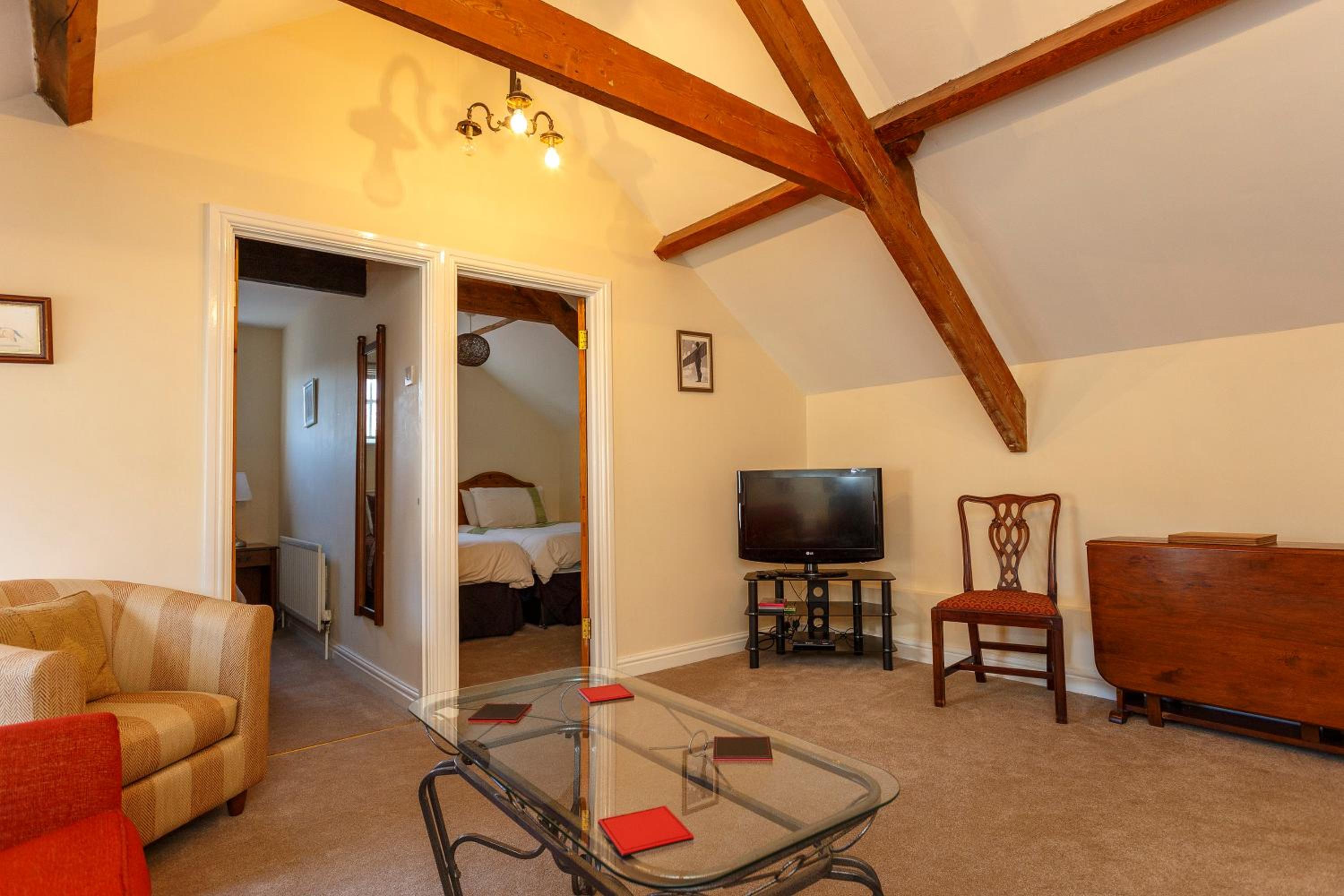 Apartment - Split Level photo 3