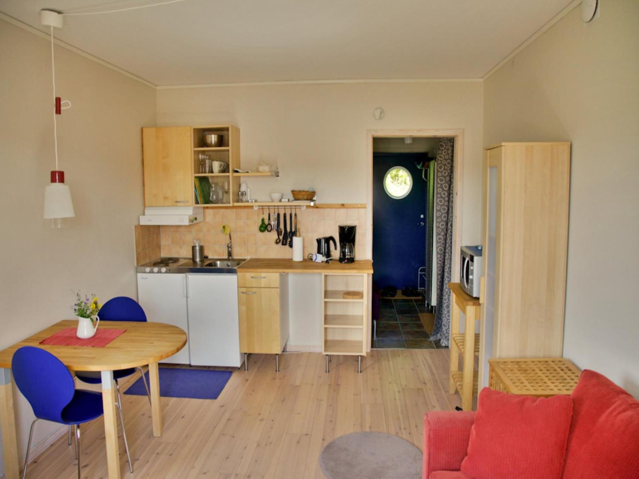 Studio with Sofa Bed - Photo 5