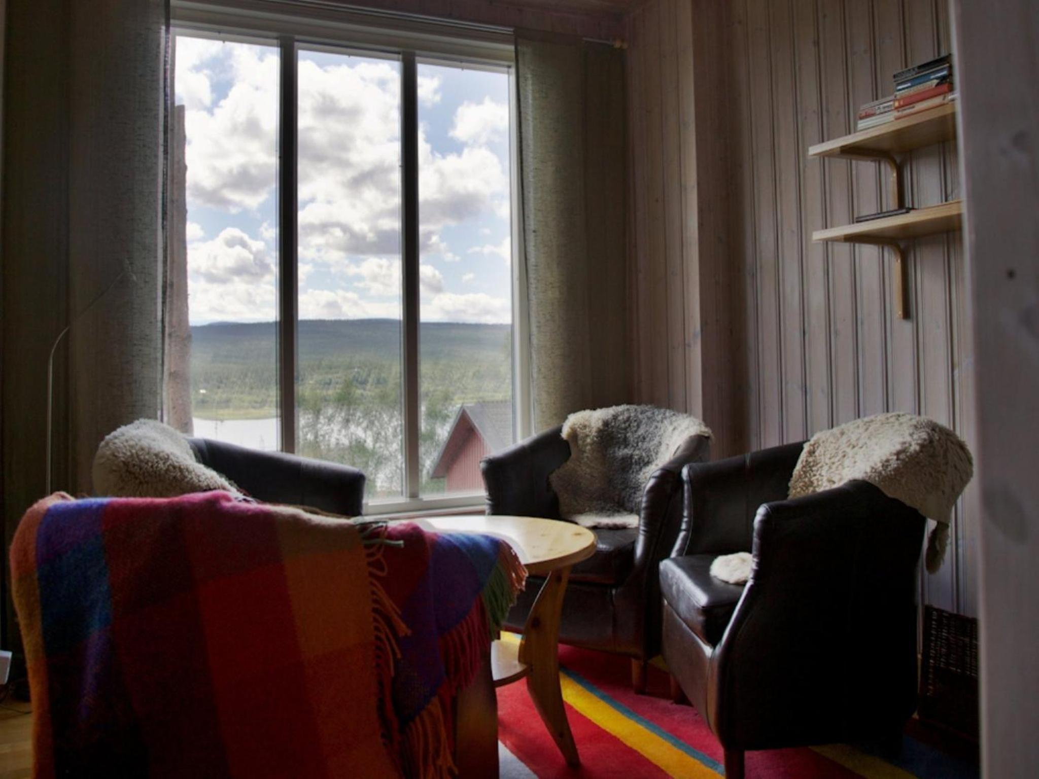 Apartment with Terrace - Photo 13