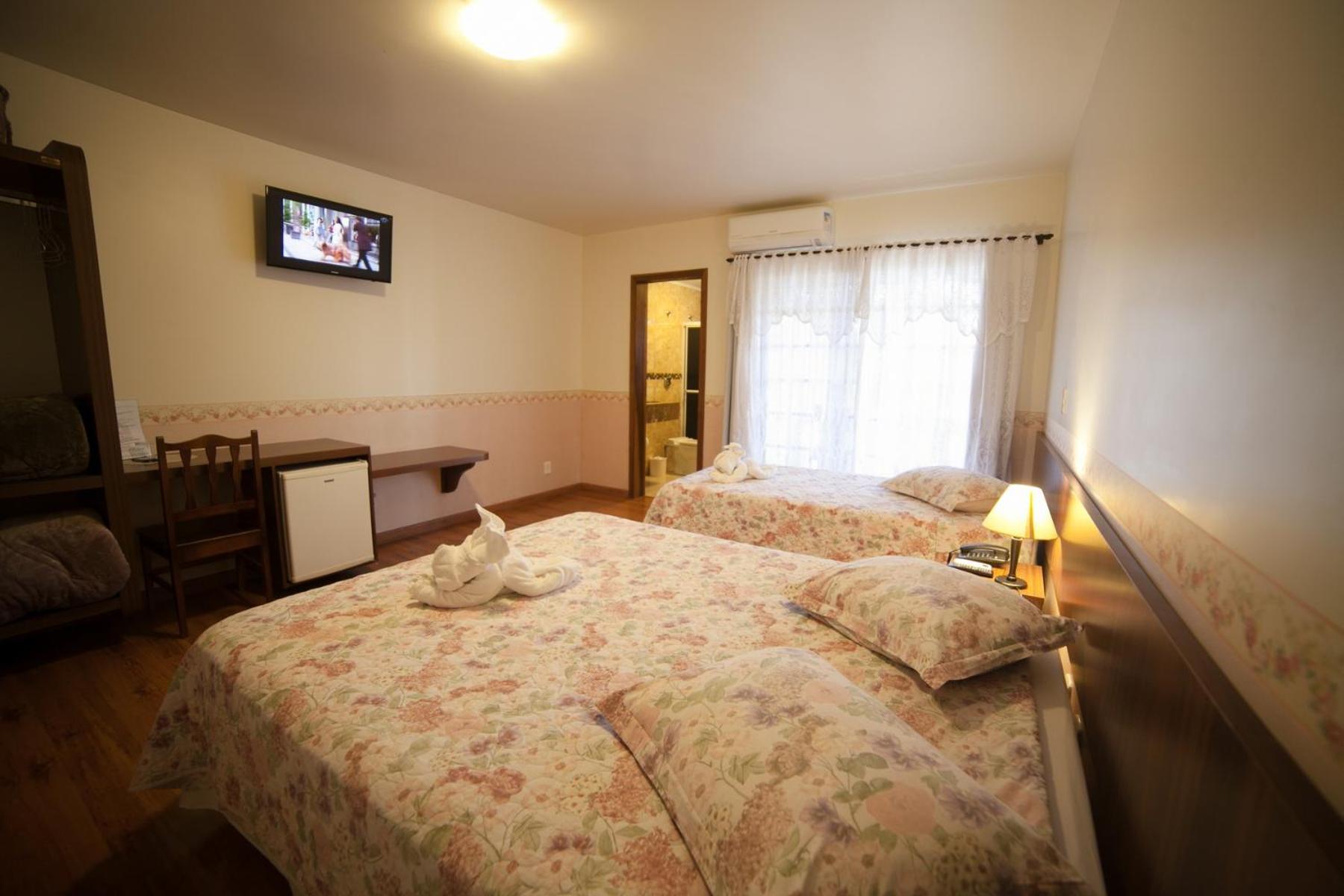 Deluxe Suite photo 3
