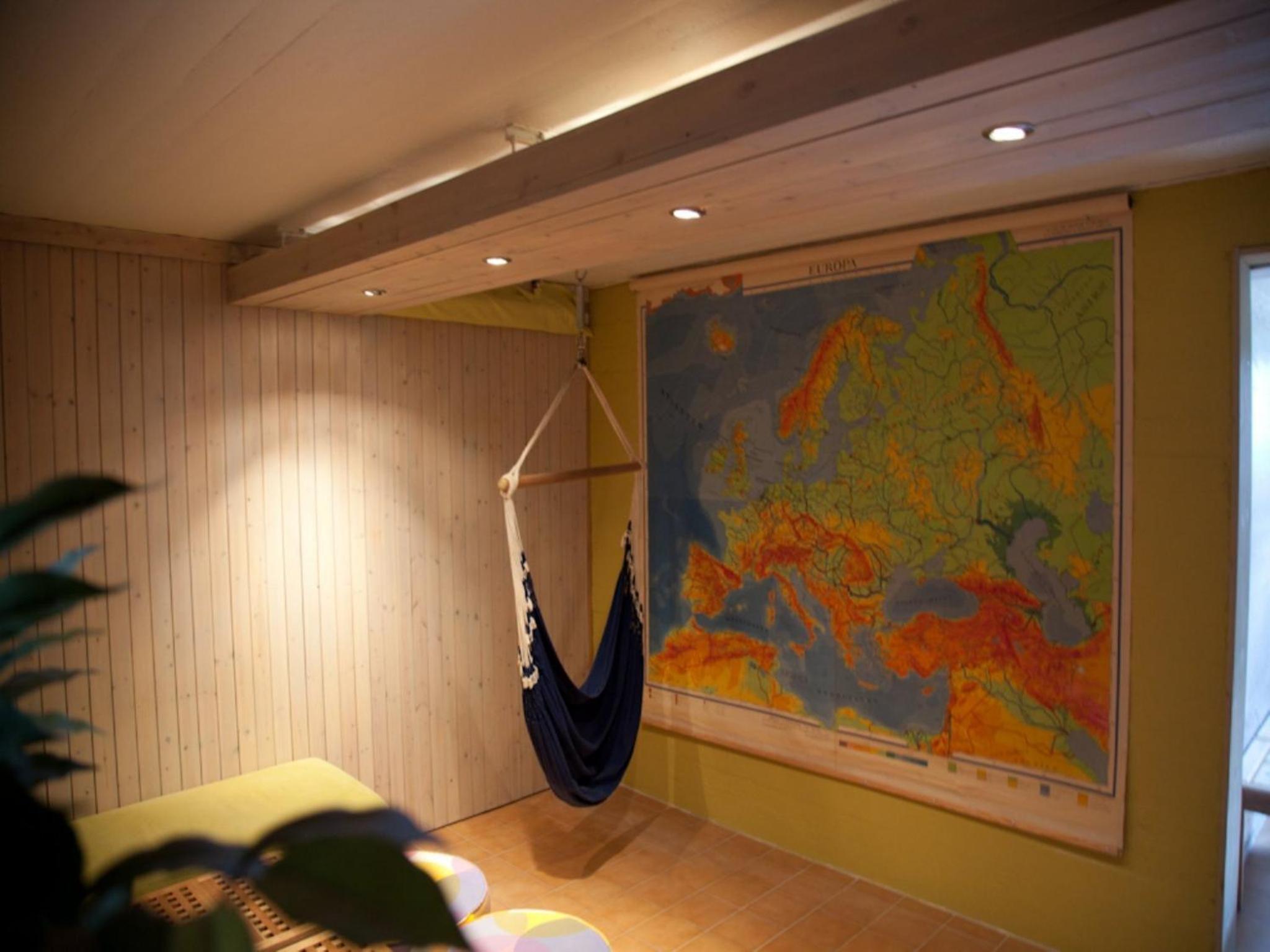 Apartment with Terrace - Photo 5
