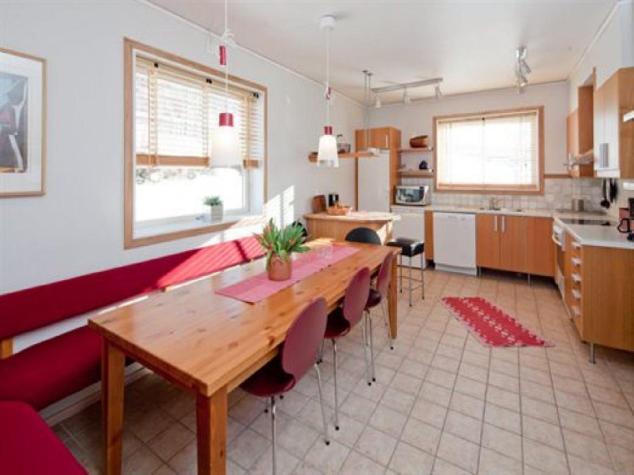 Apartment with Terrace - Photo 1