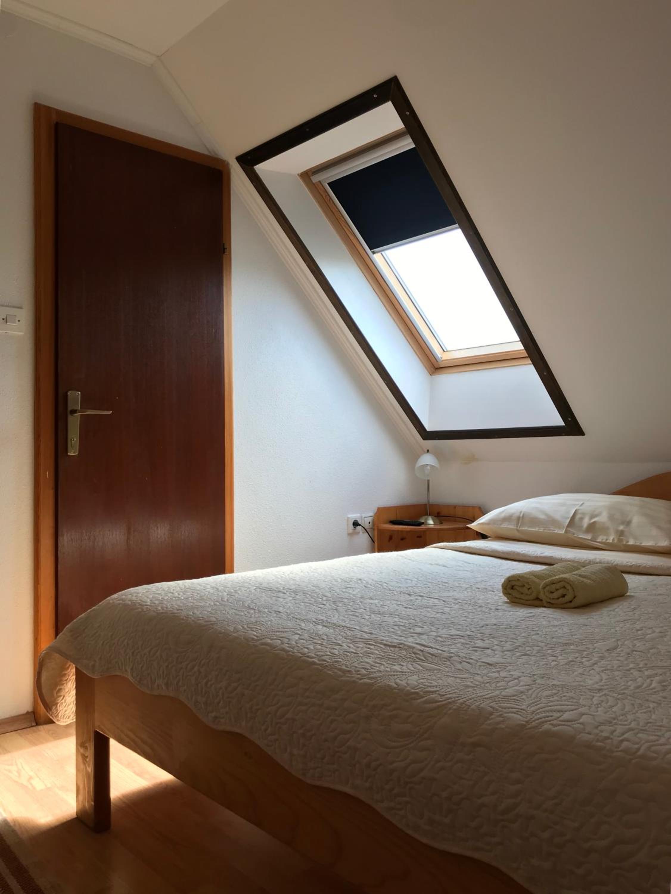 Double Room - Photo 2