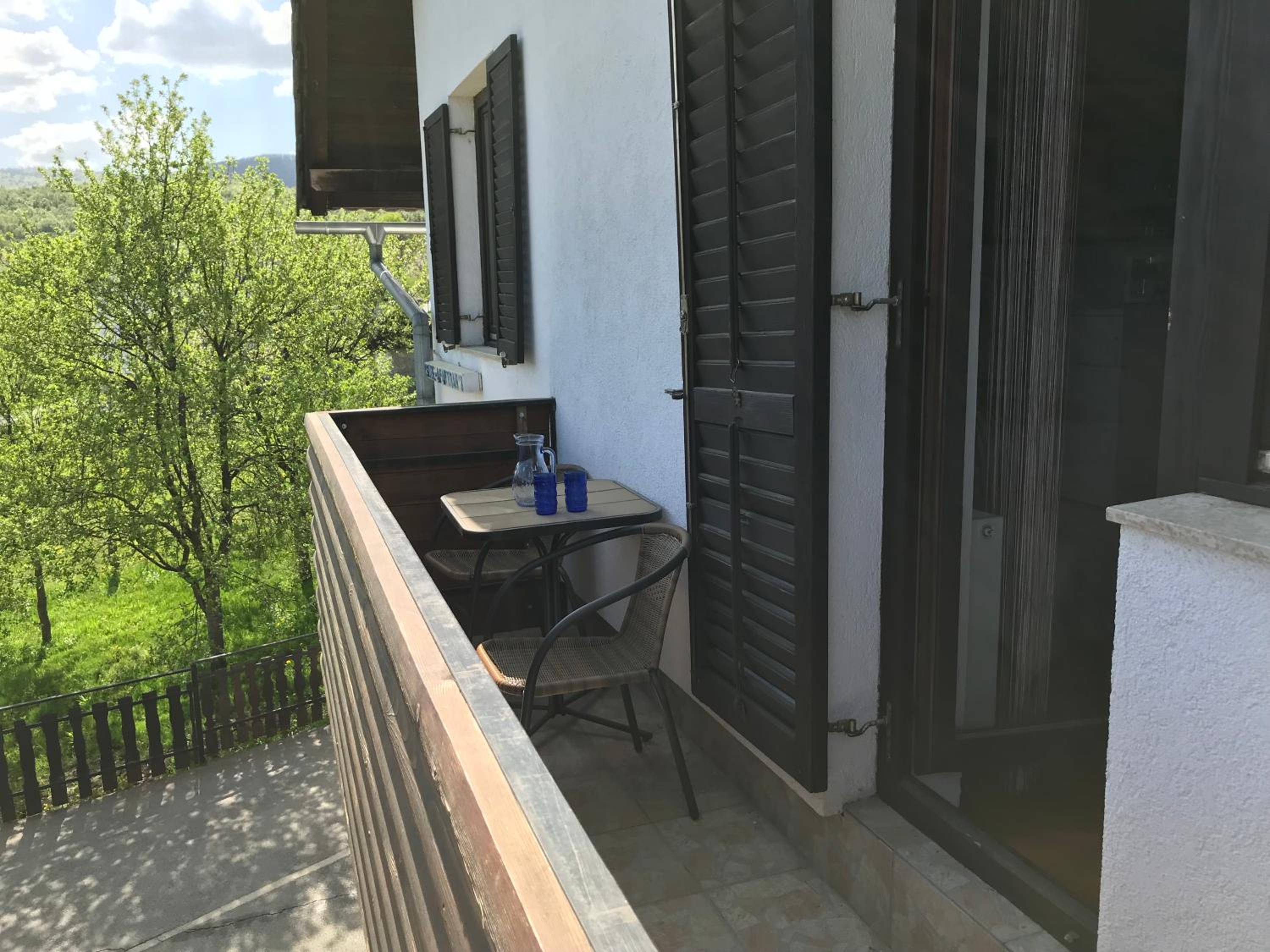 Studio with Balcony (3 Adults)  - Photo 6