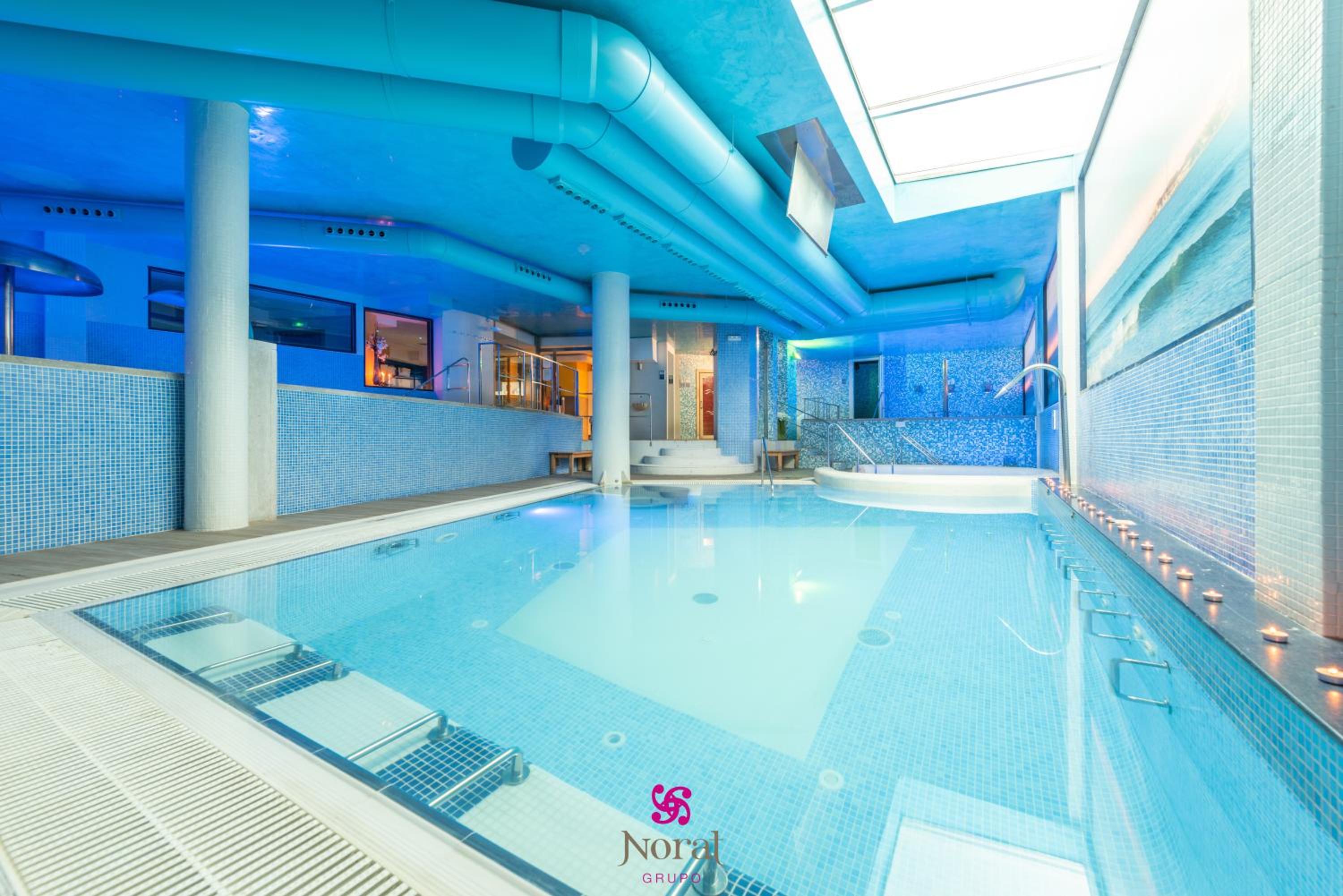 Double Room with Spa Access and Massage - Photo 12