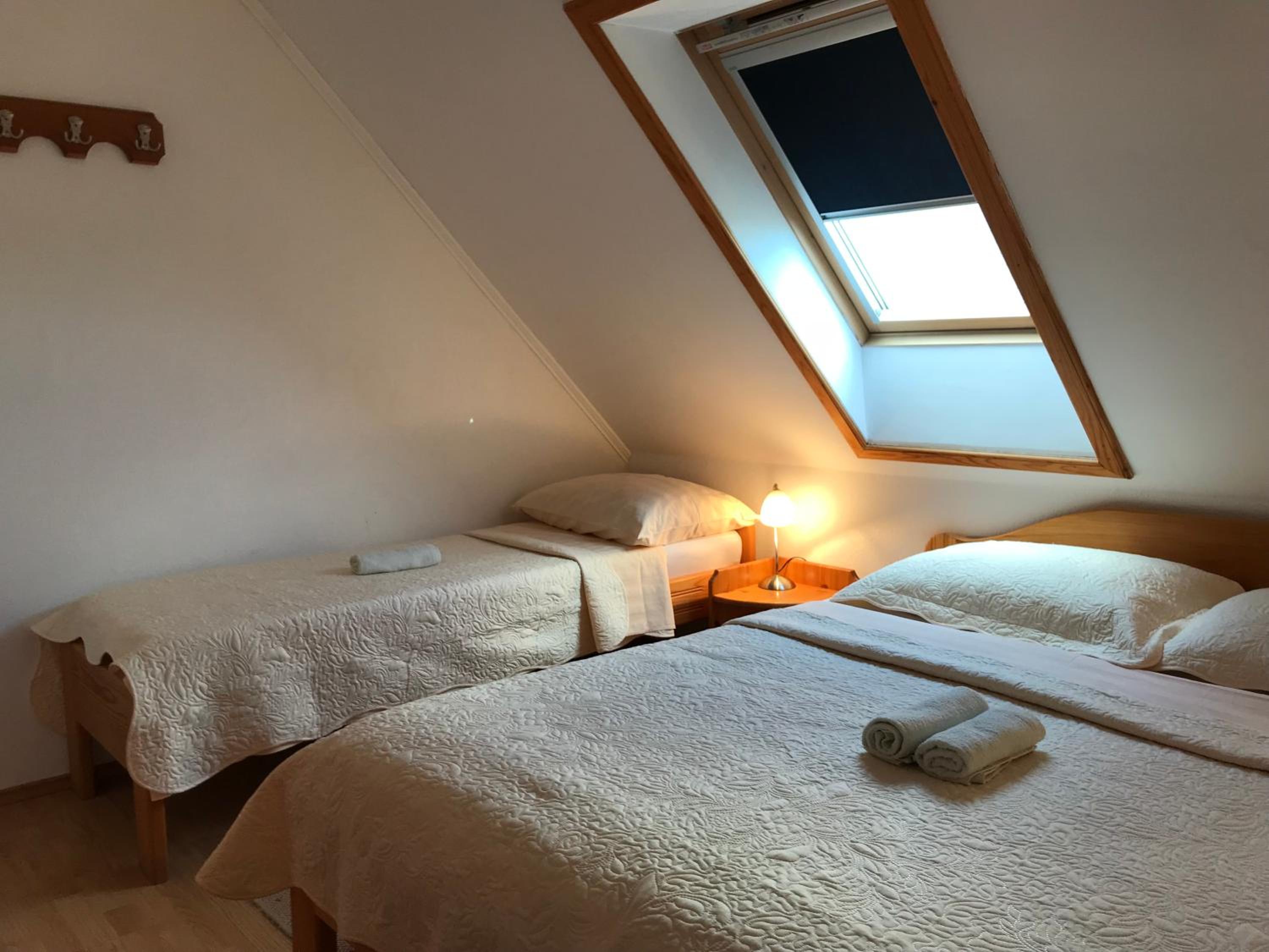 Two-Bedroom Apartment with Balcony - Photo 13
