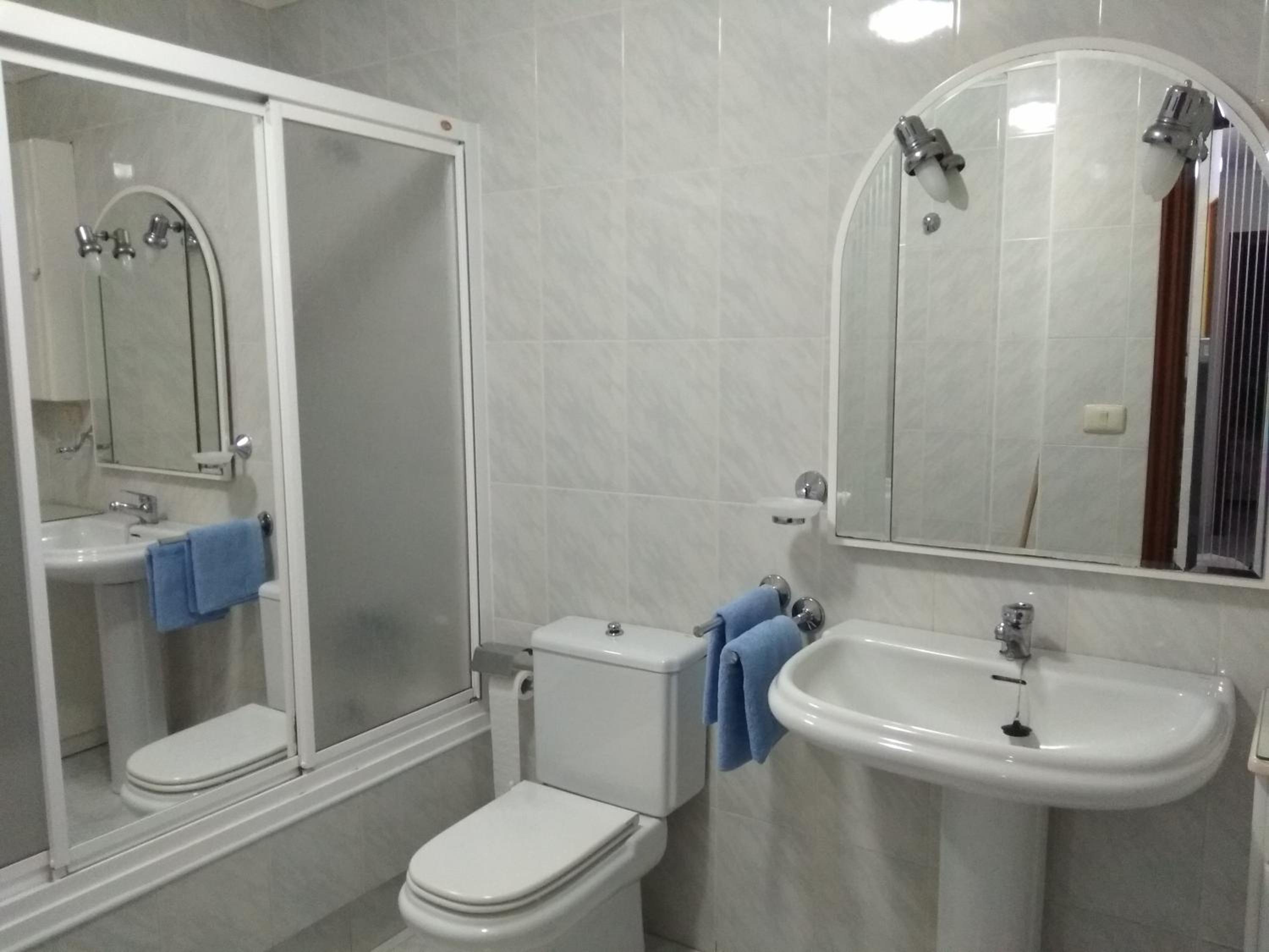 Apartment photo 2
