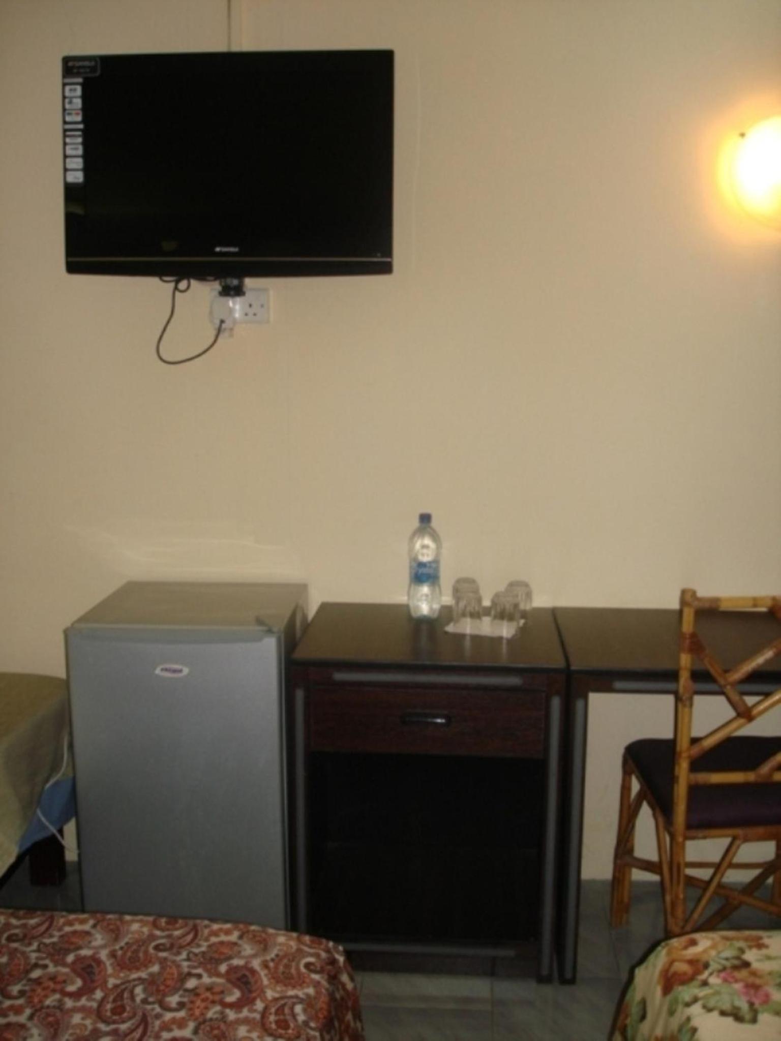 Family Room photo 3