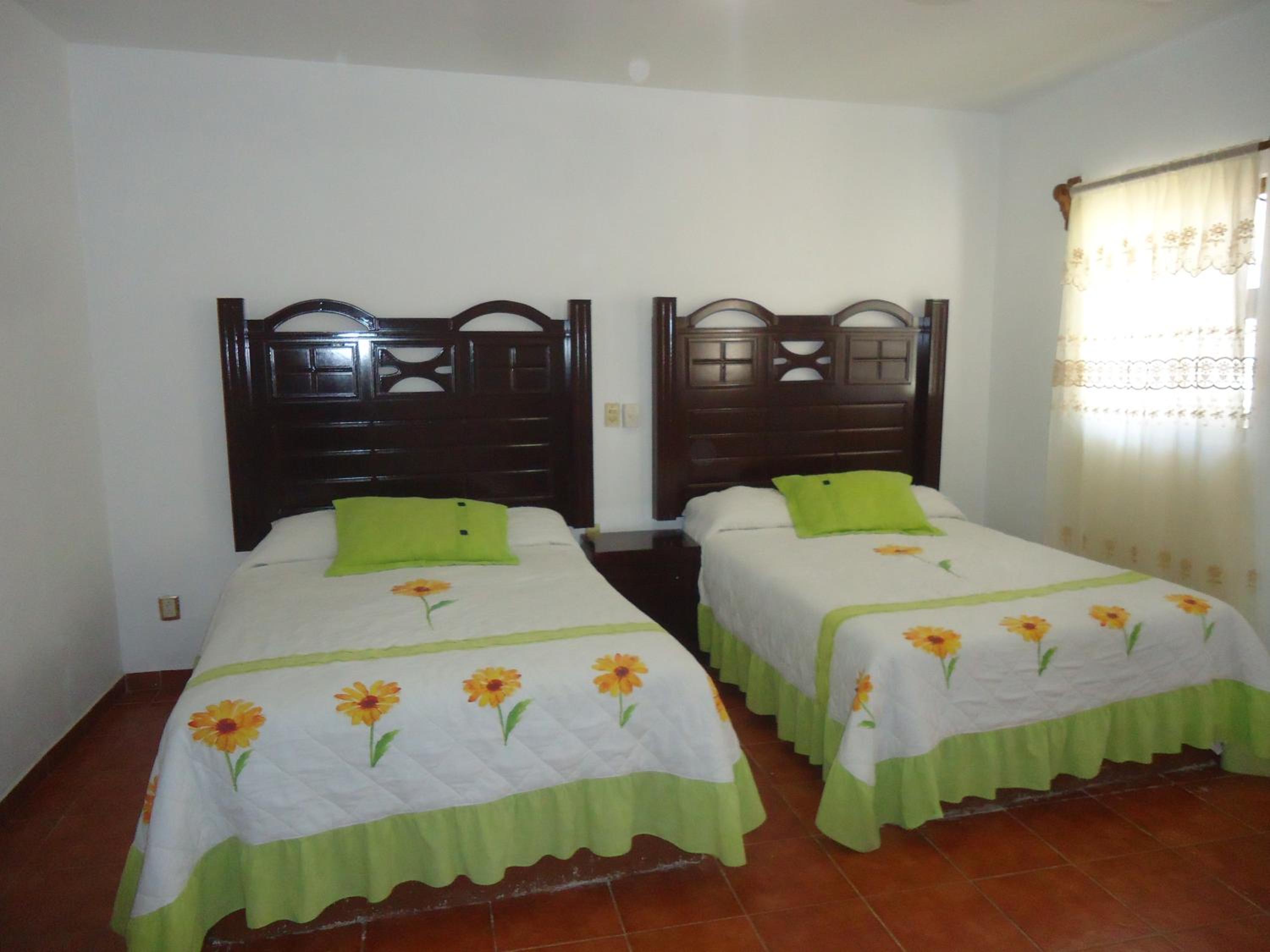 Double Room With Two Double Beds photo 3