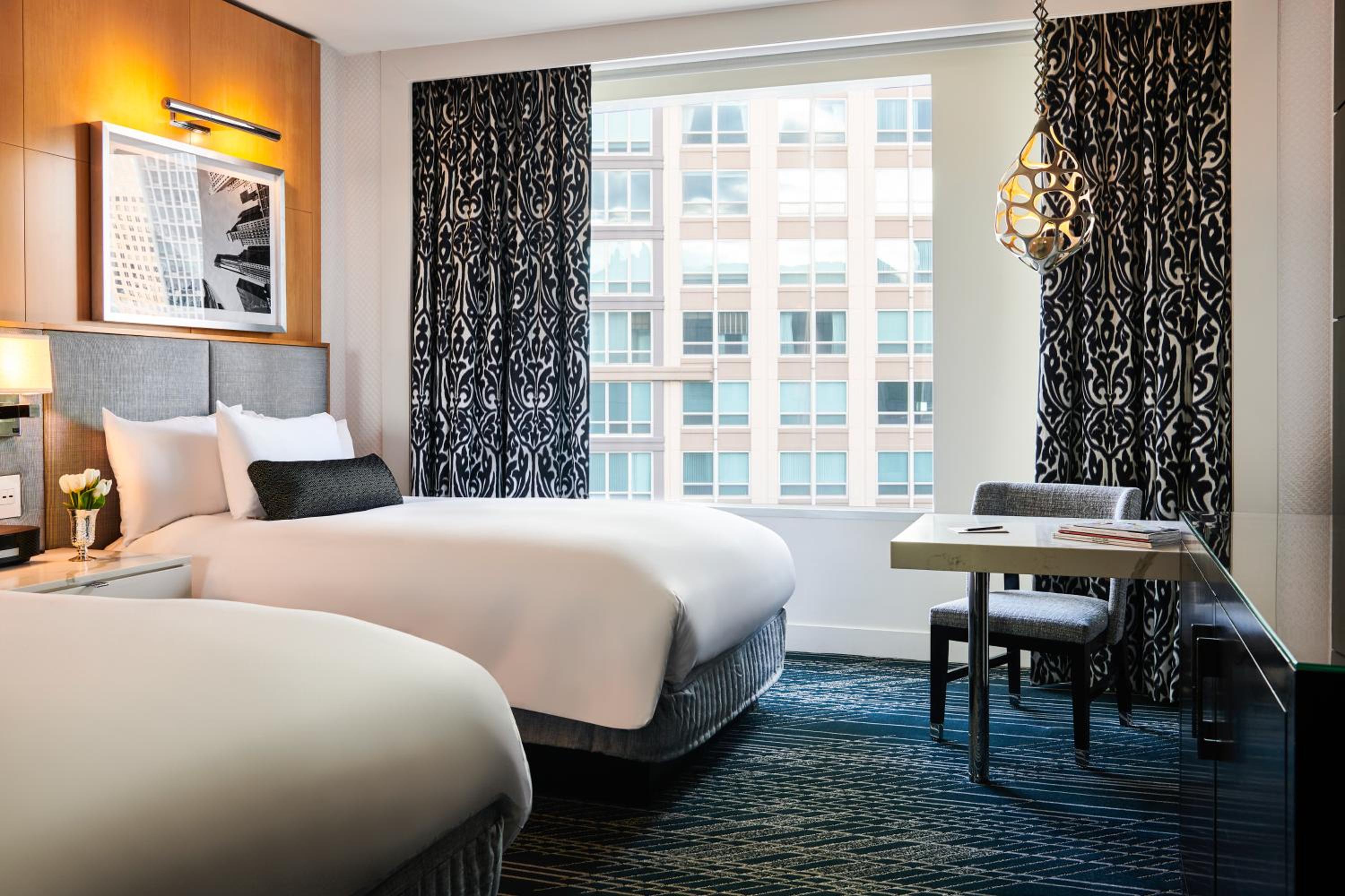 Superior Double Room with Two Double Beds - Photo 2