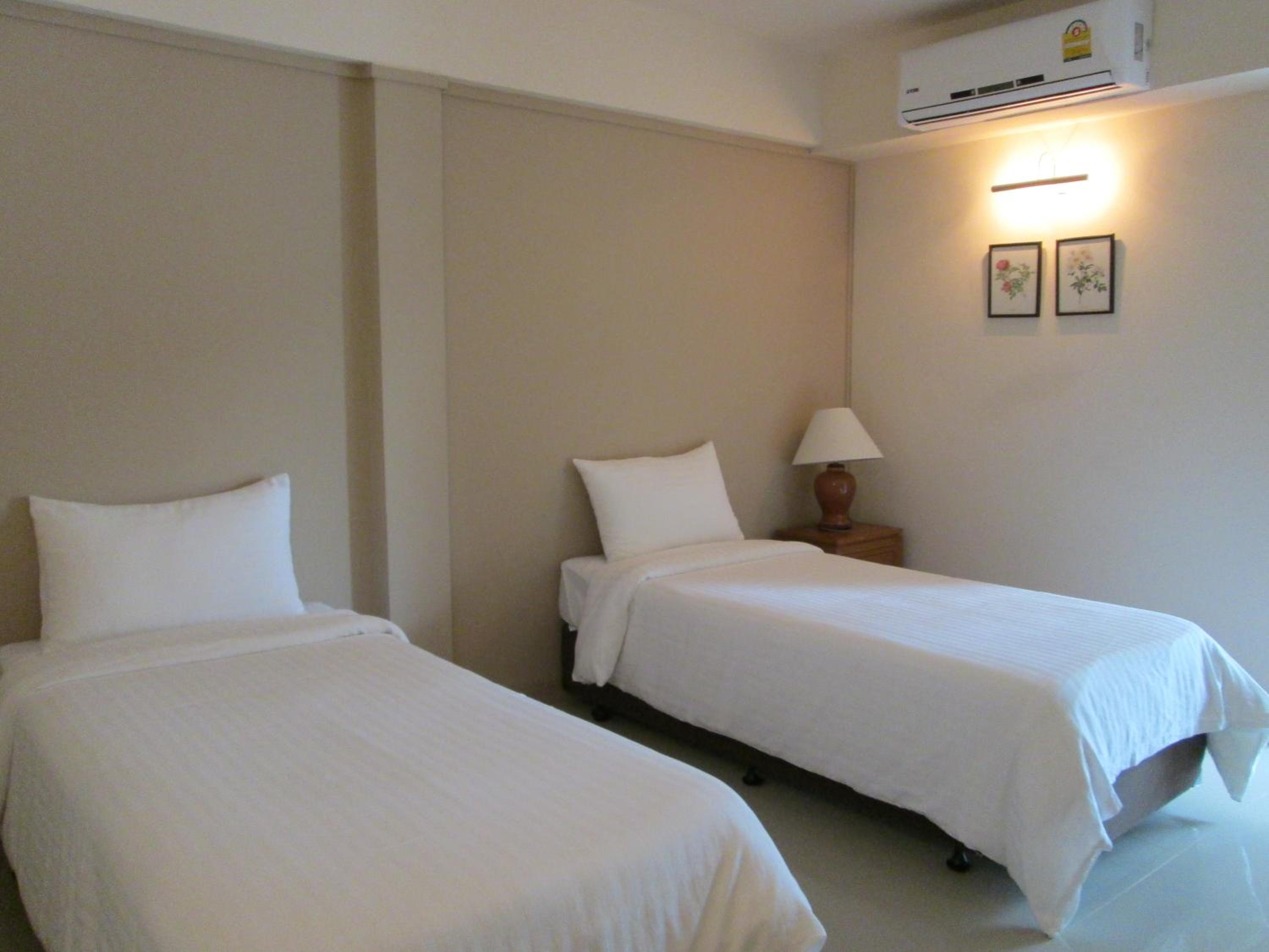 Superior Double or Twin Room photo 3