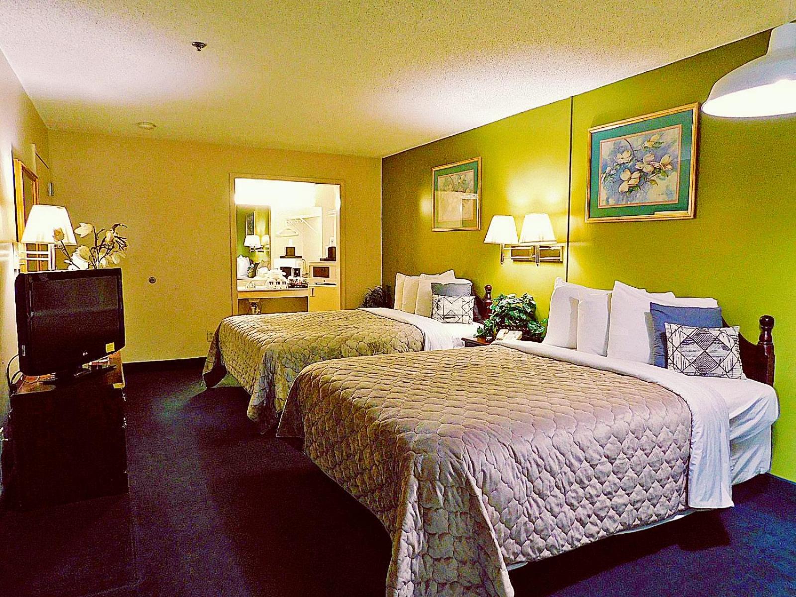 Double Room with Two Double Beds - Non-Smoking - Photo 1