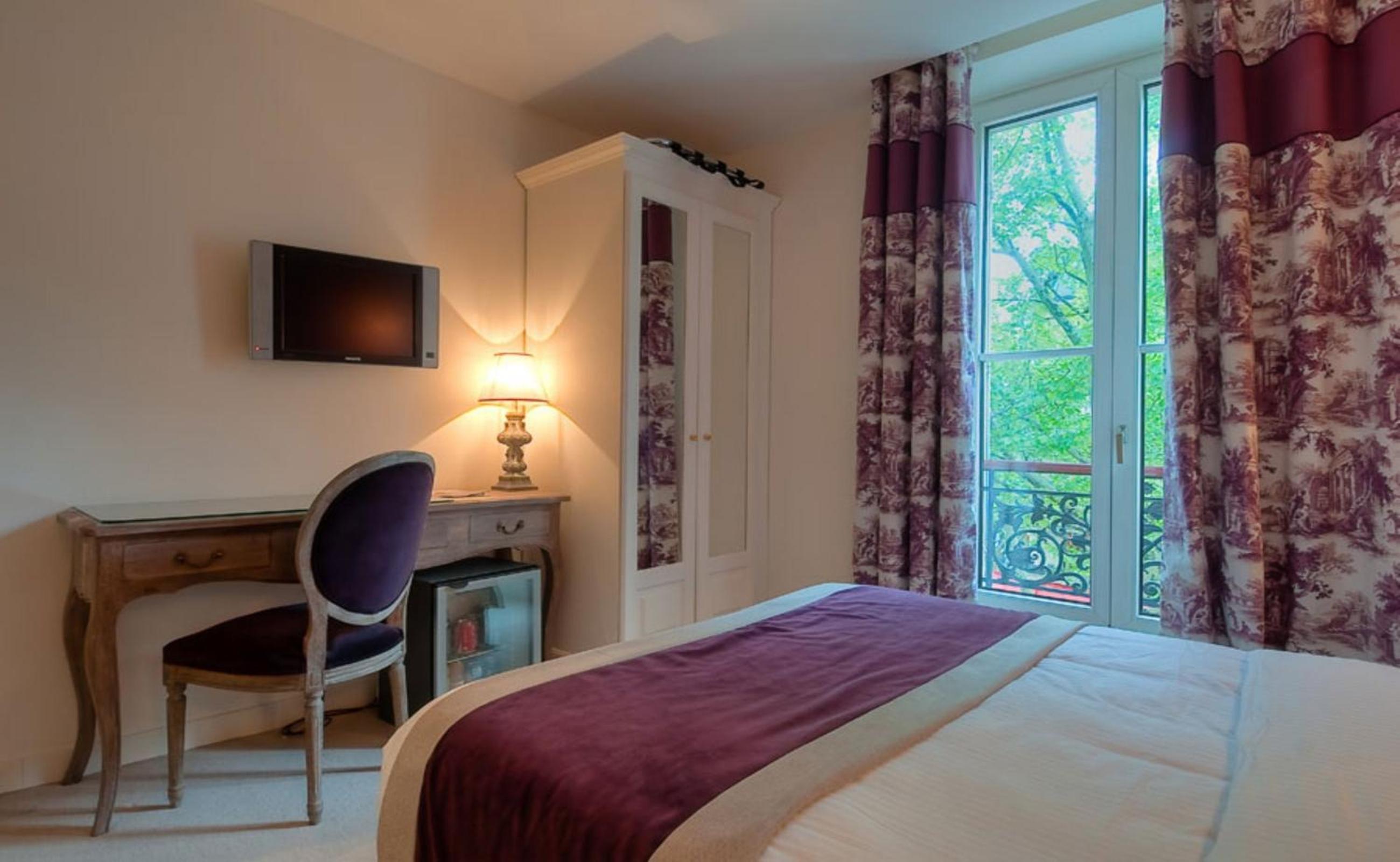 Double Room with Balcony photo 2