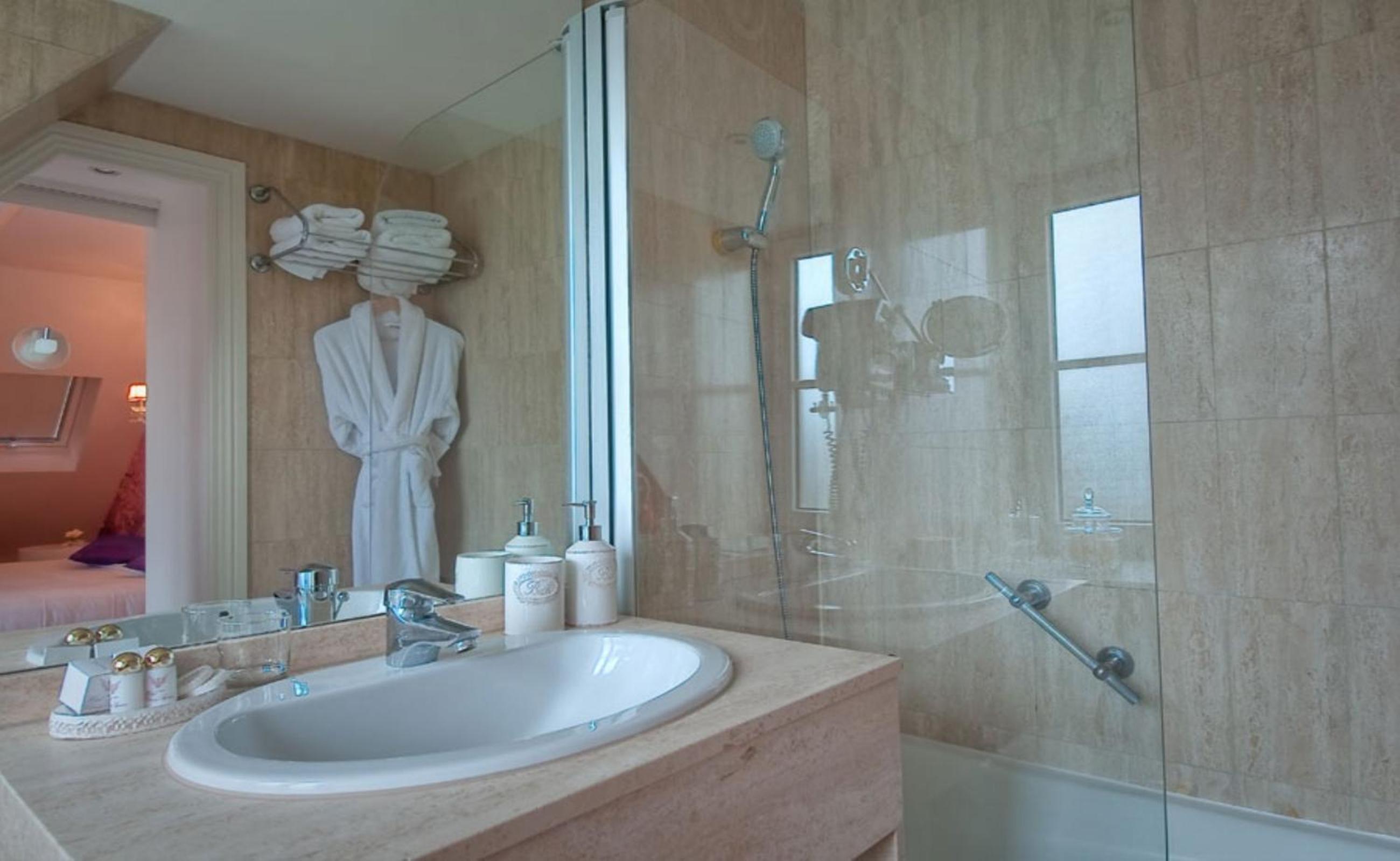 Romance Suite photo 2