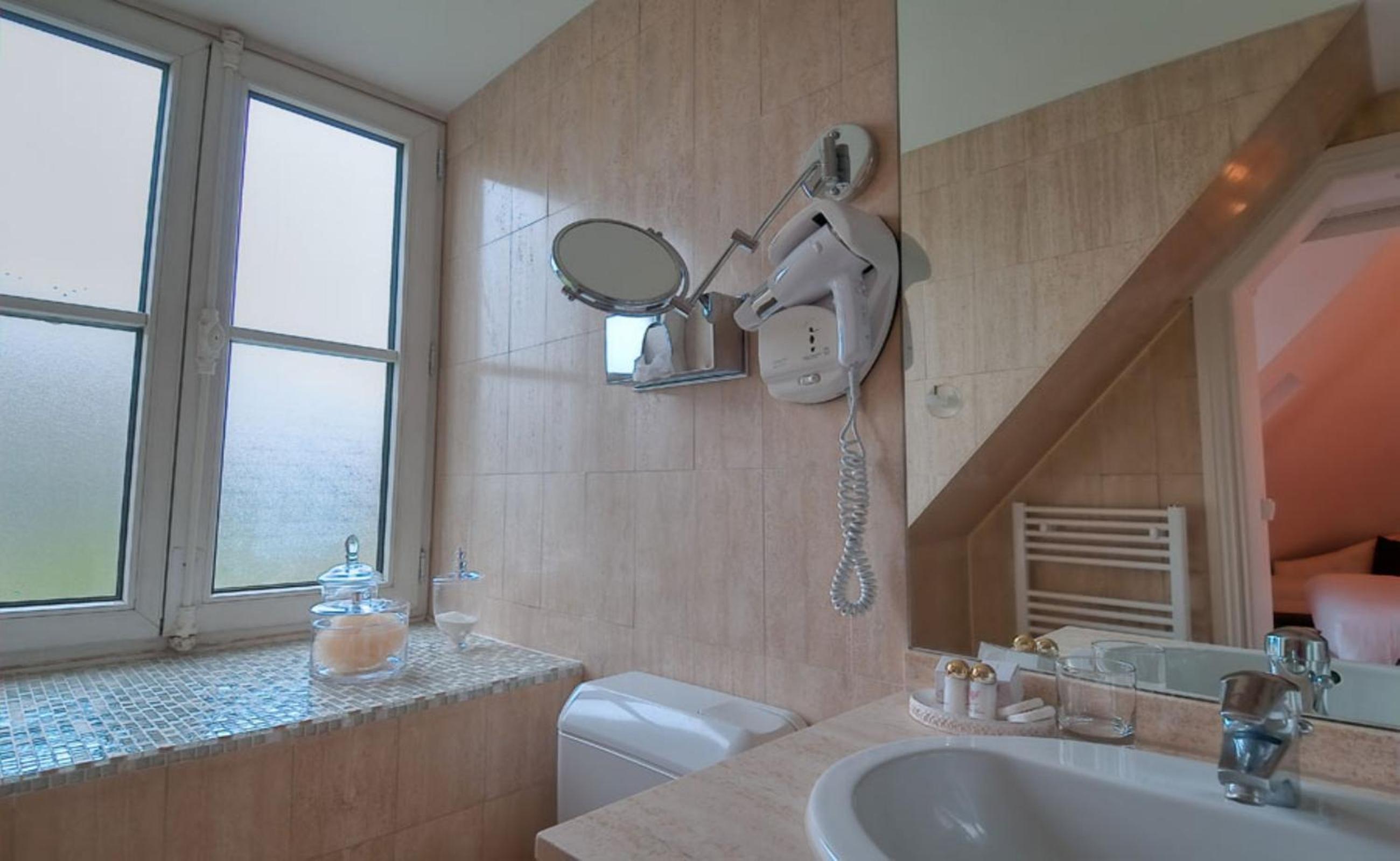 Romance Suite photo 3
