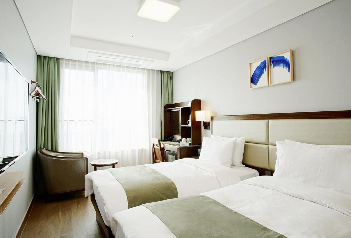 Standard Twin Room photo 1