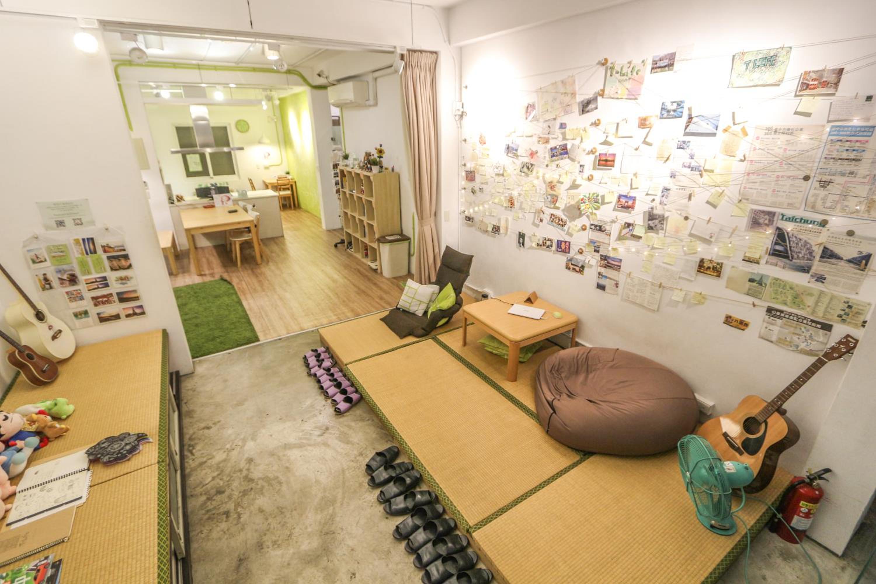 Budget Twin Room ( Female Only ) photo 1