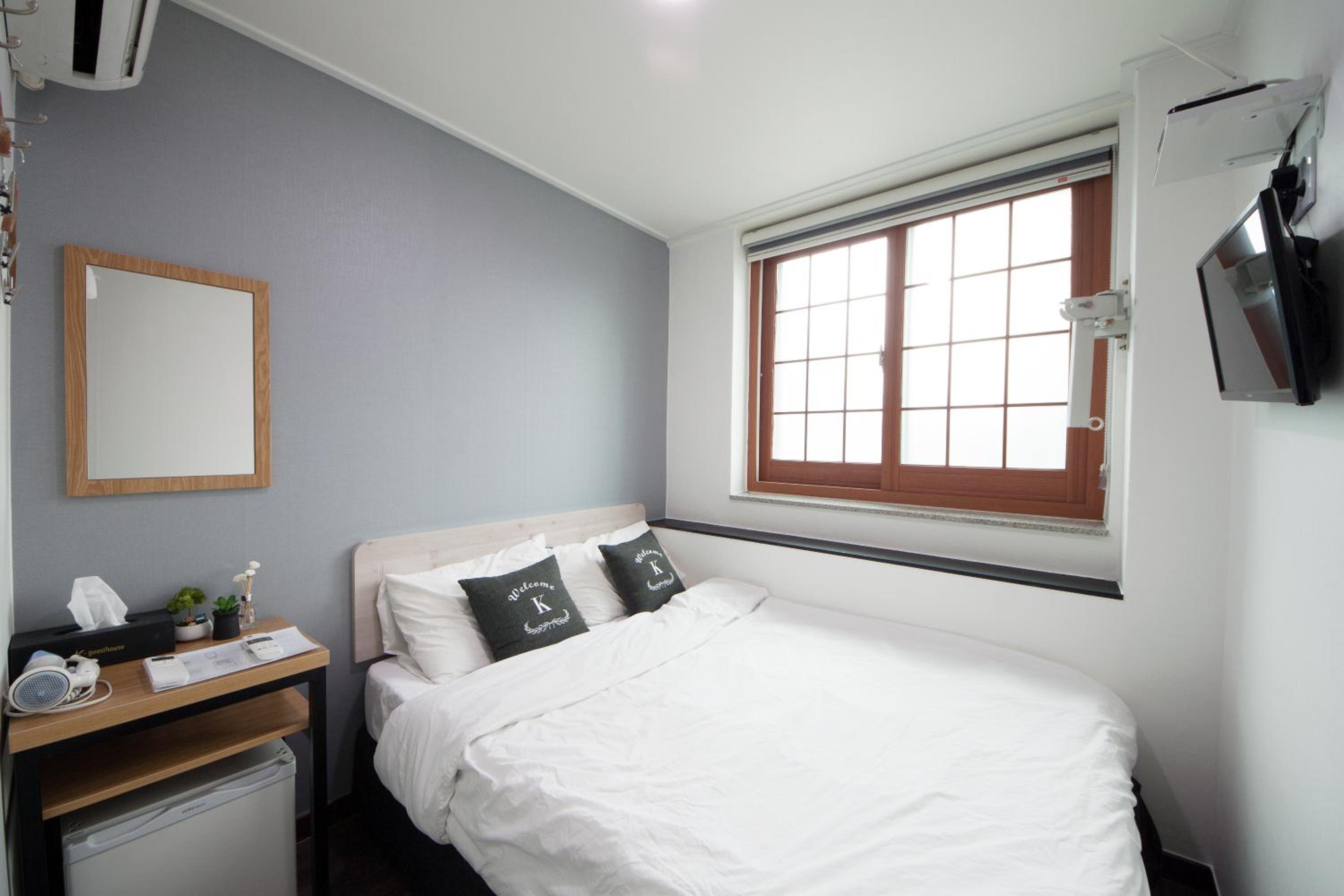 Economy Double Room - Photo 1