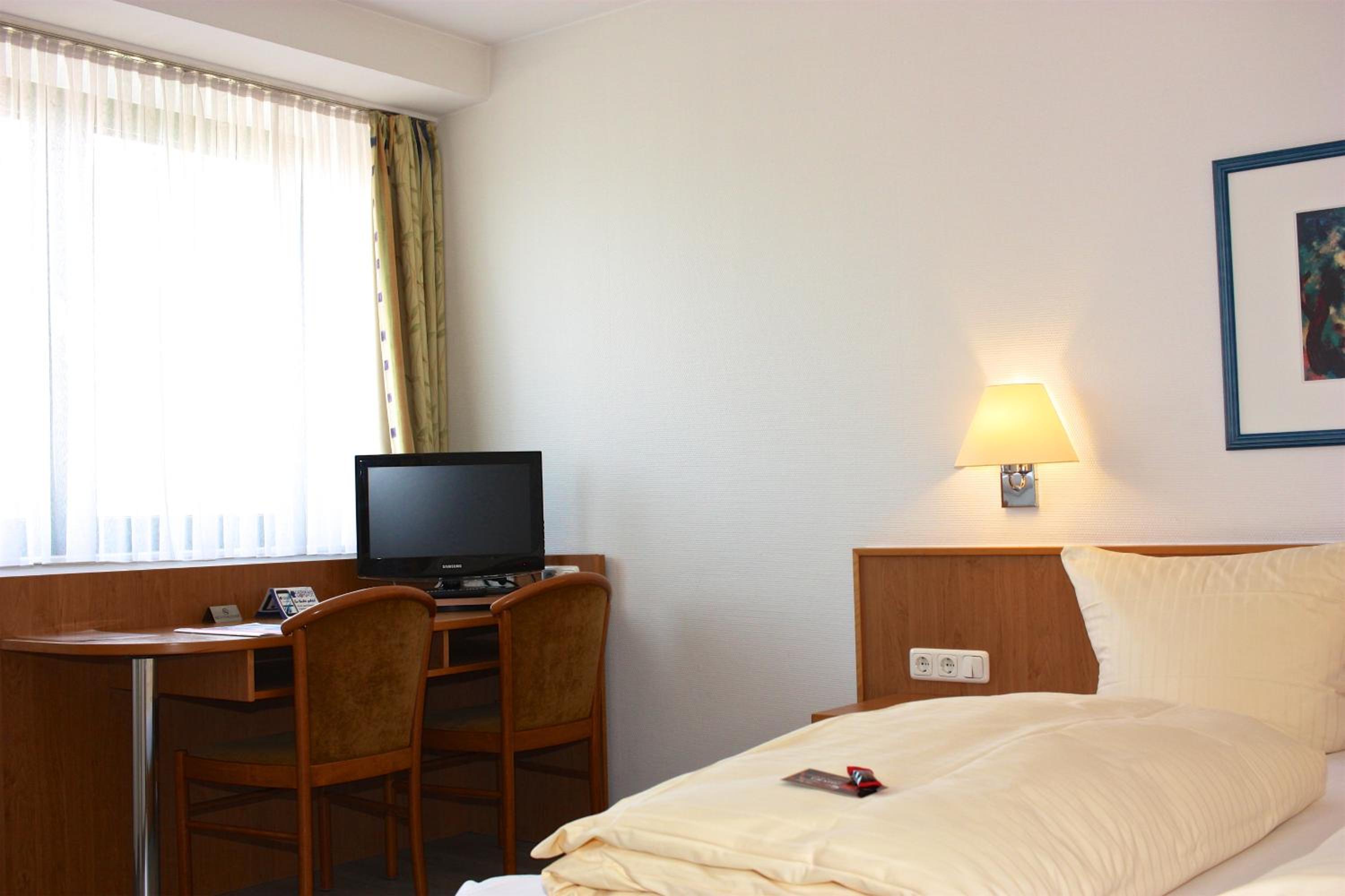 Double Room - Photo 5