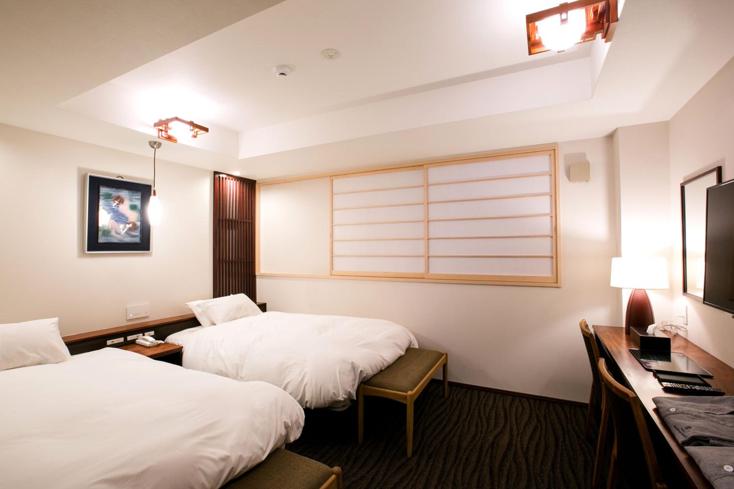 Twin Room - Photo 1