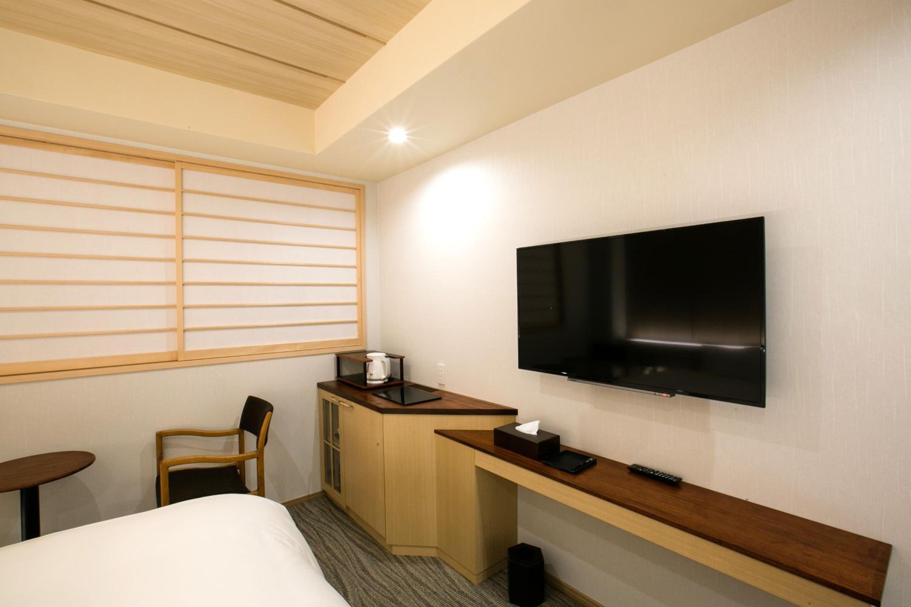 Double Room - Photo 7