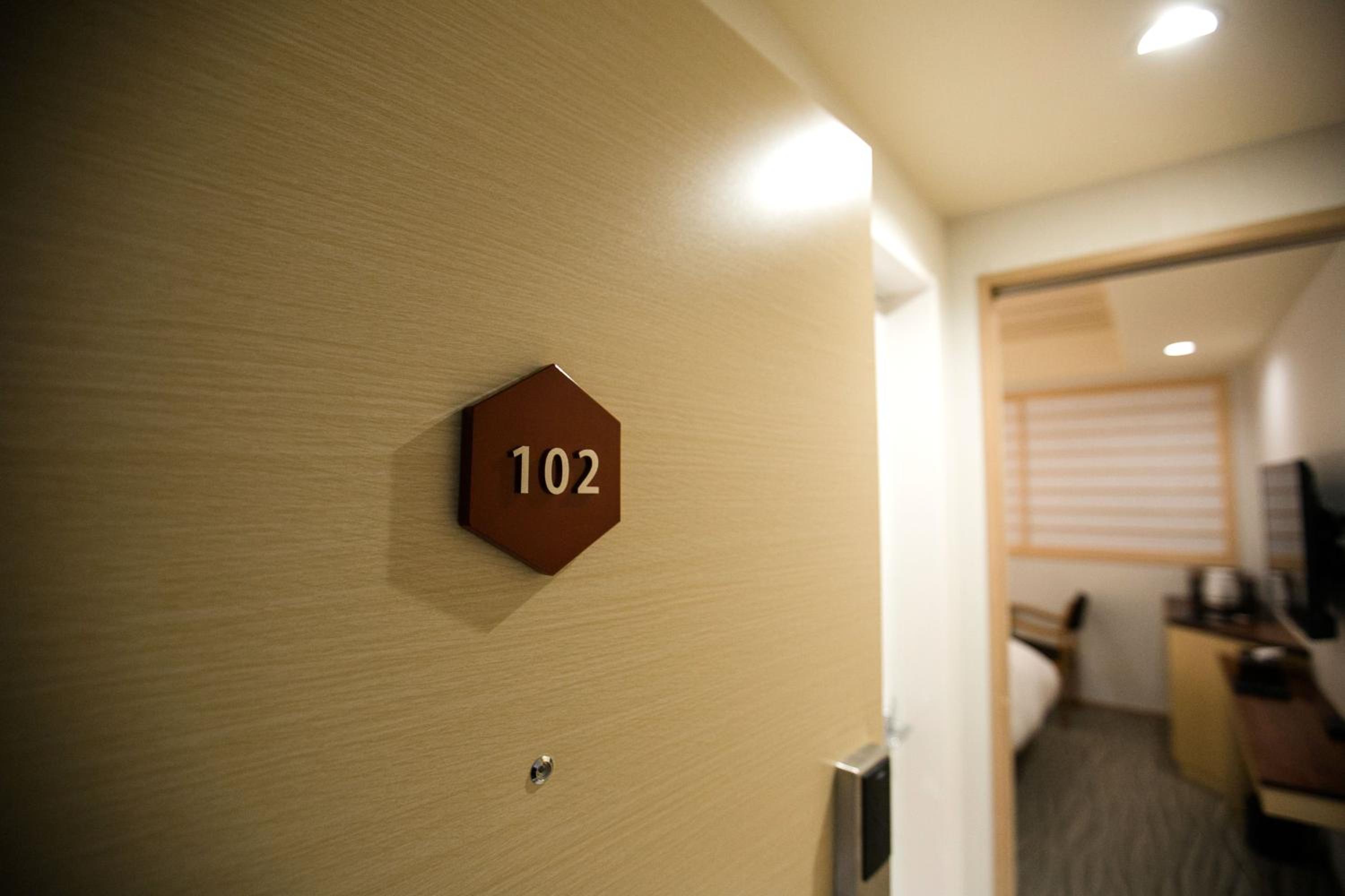 Double Room - Photo 9