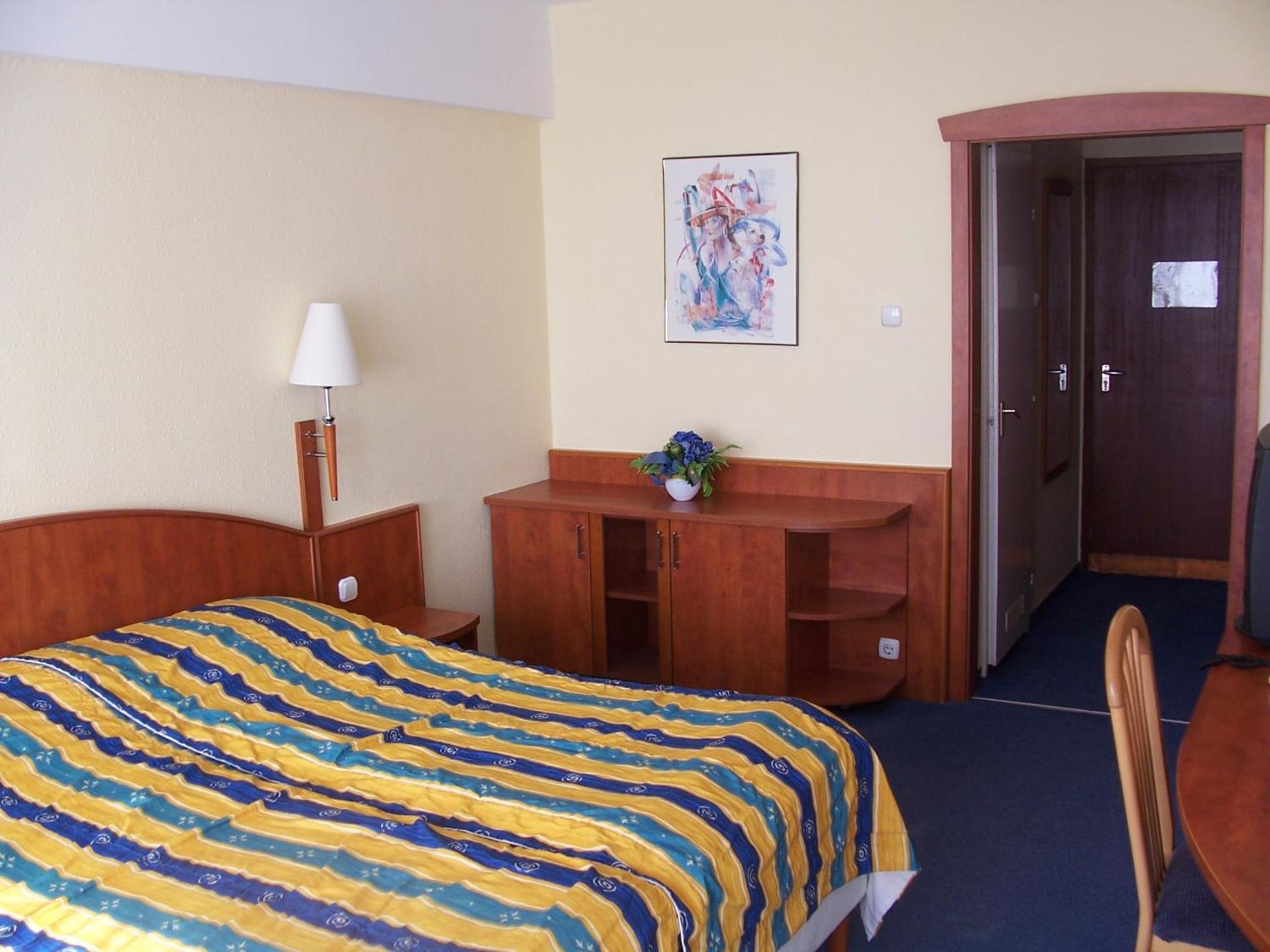 Standard Double Room - Photo 1