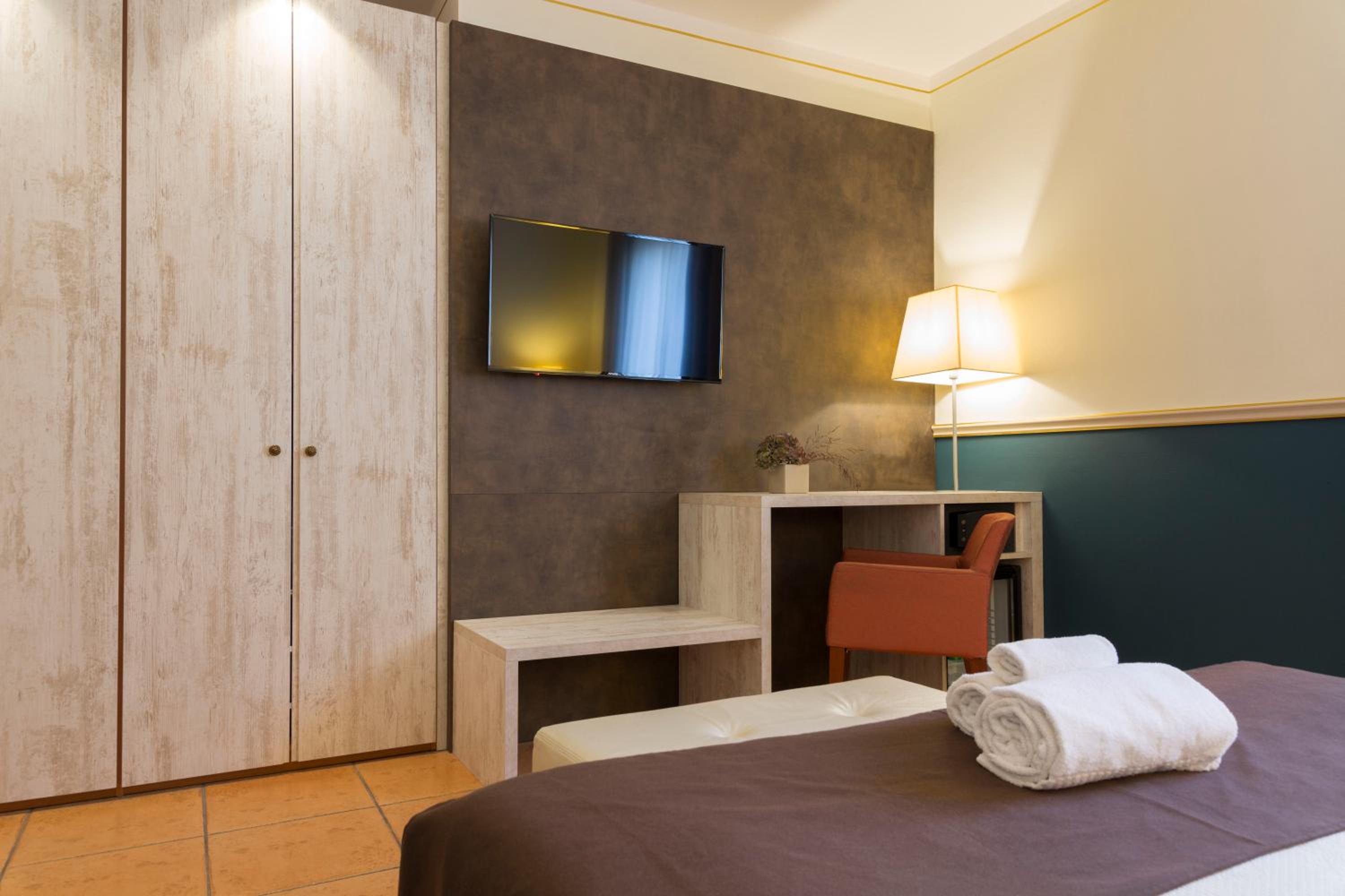 Suite photo 1