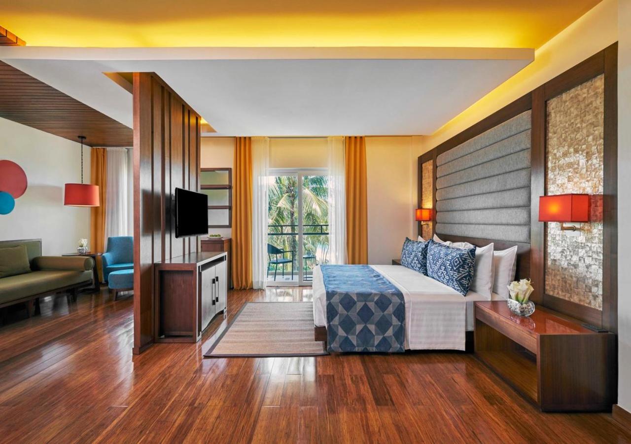 Junior King Suite photo 3