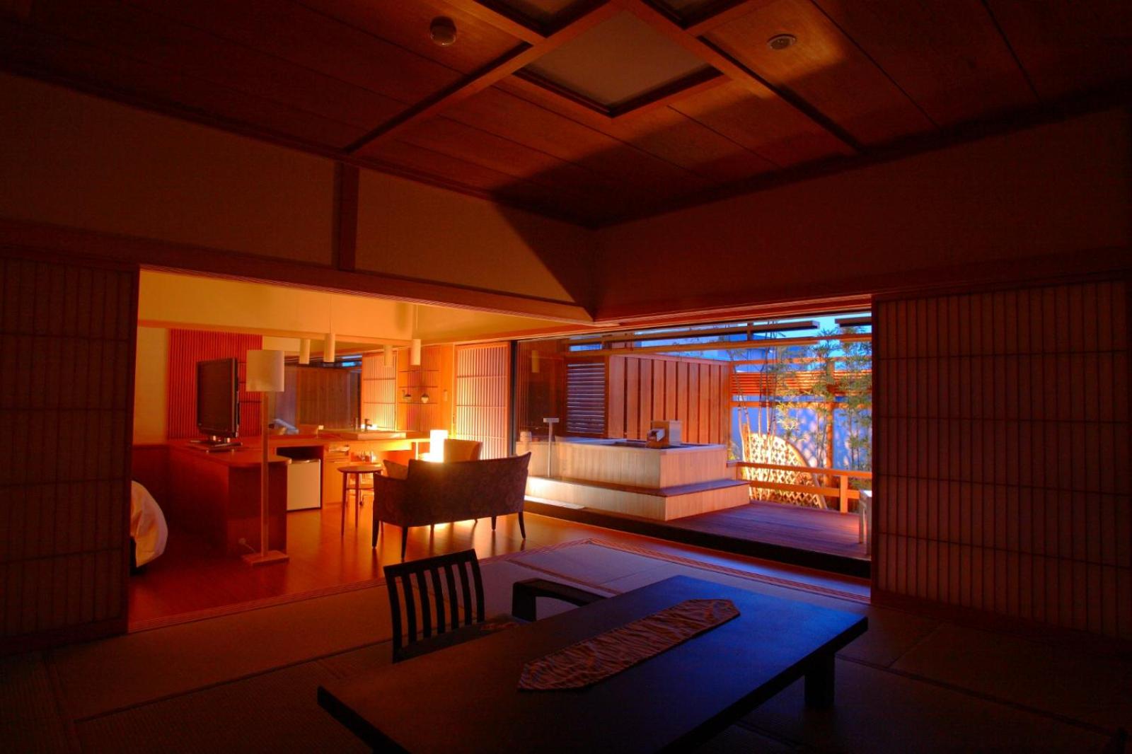 Villa Kotobukitei Comfort Sweet with Open Air Bath 2F Nonsmoking【60㎡】(Buffet) - Photo 2