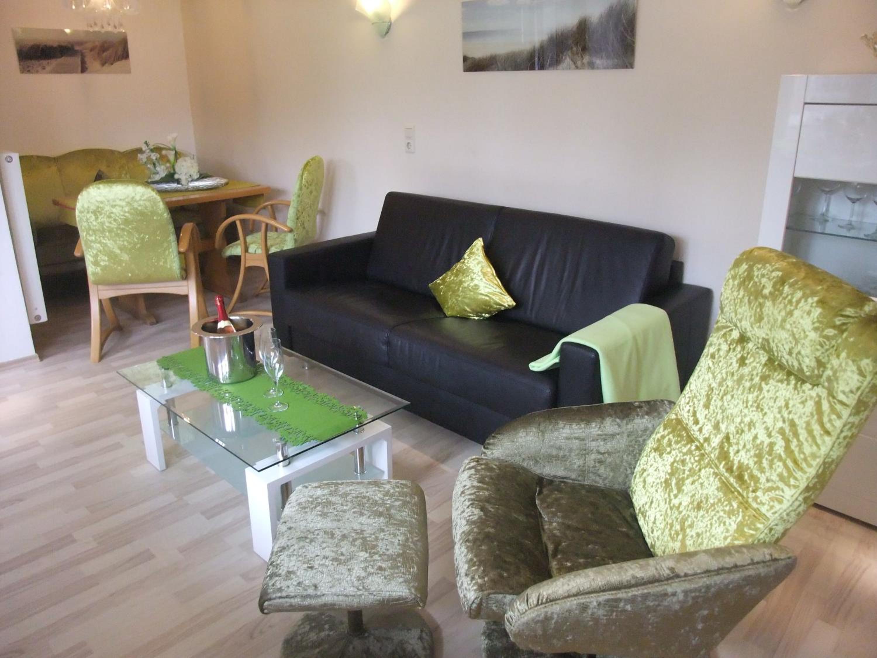 Apartment with Terrace photo 3