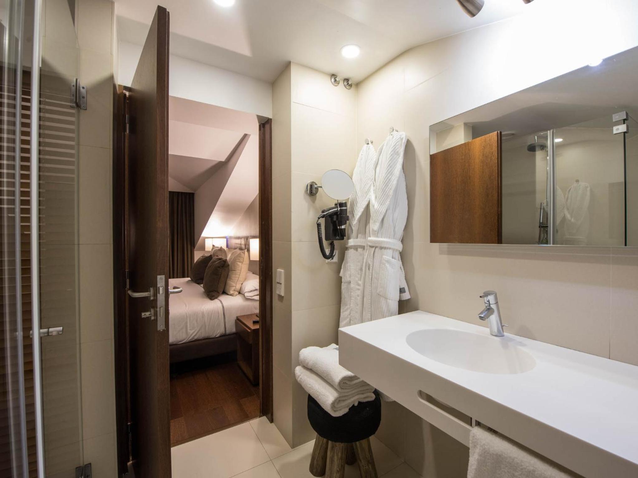 Duplex Suite - Photo 8