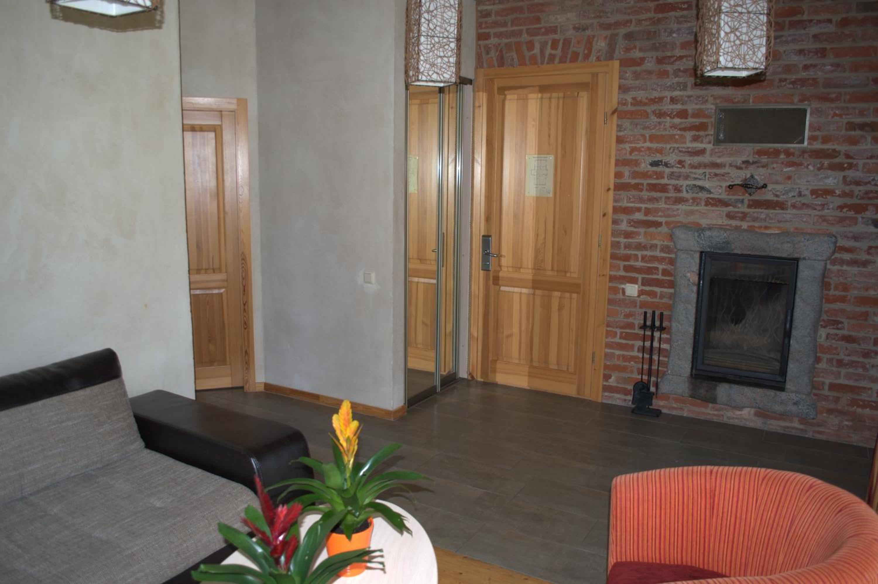 One-Bedroom Suite