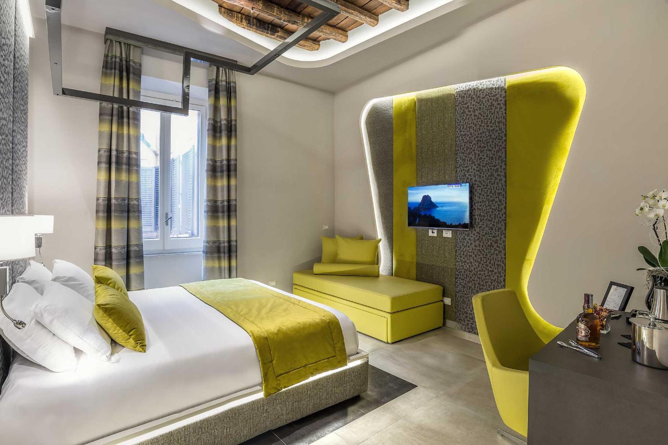 Deluxe Double or Twin Room photo 3