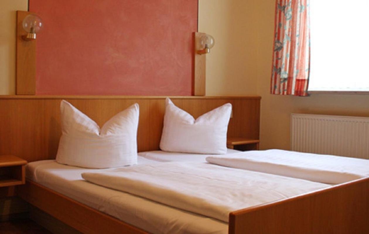 Double Or Twin Room With Shower photo 1