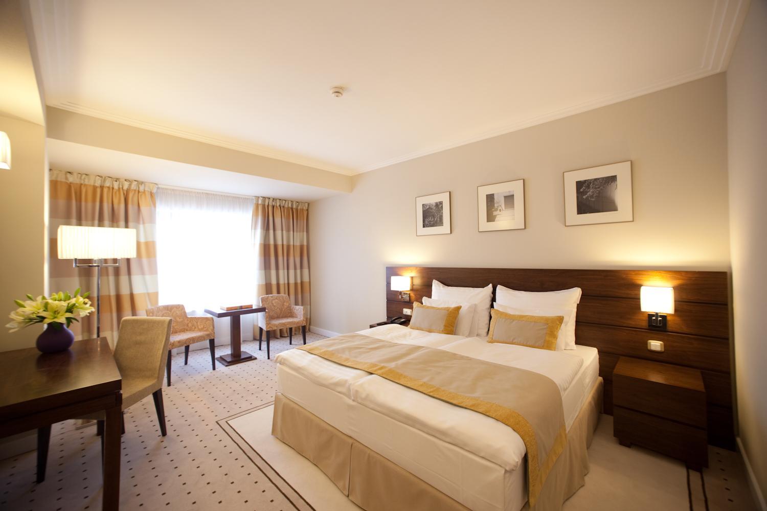 Superior Double Room - Photo 1