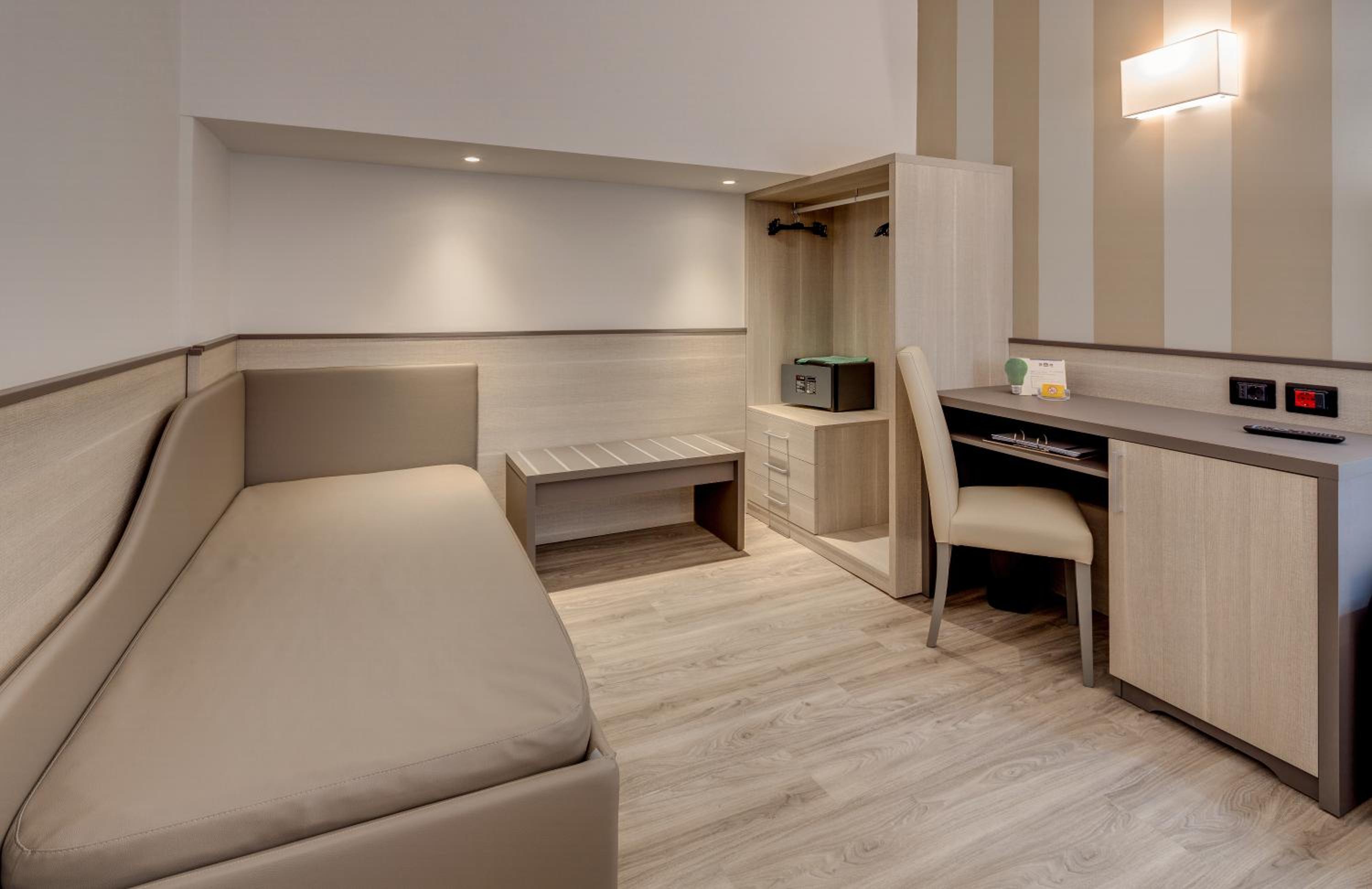 Triple Room - Photo 3