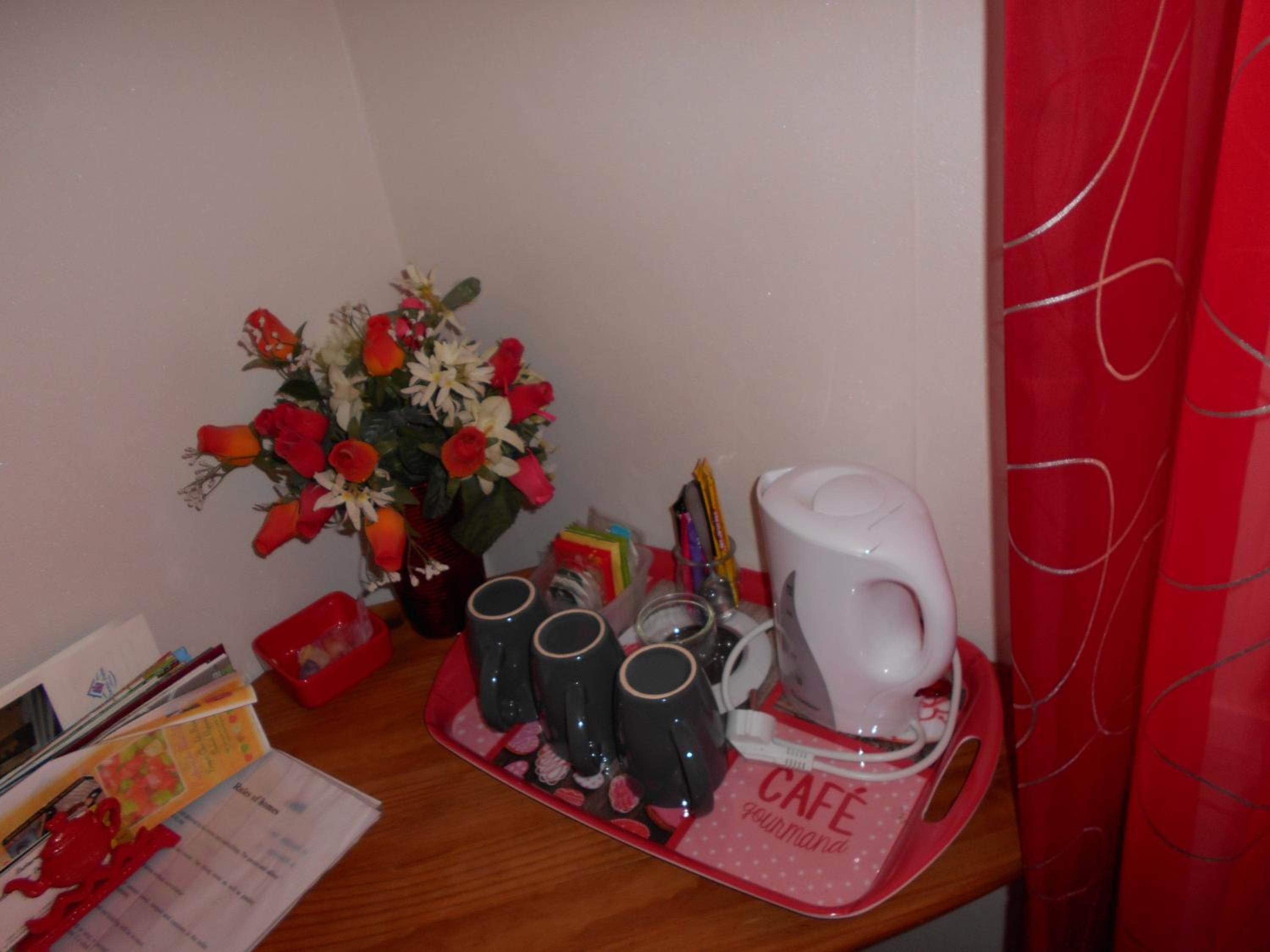 Triple Room with Private Bathroom - Photo 1