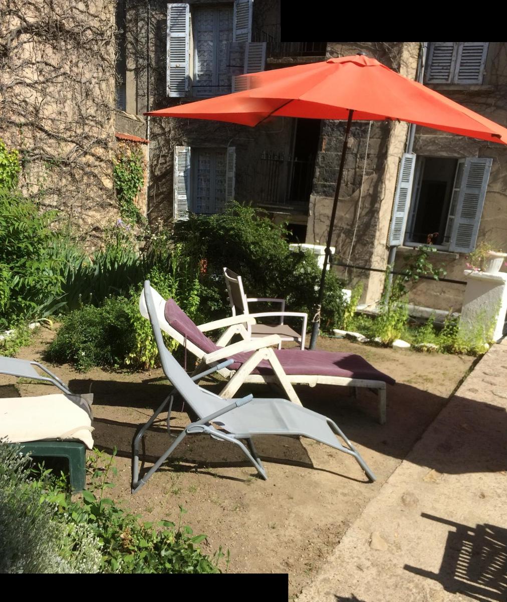 Studio with Garden View photo 1
