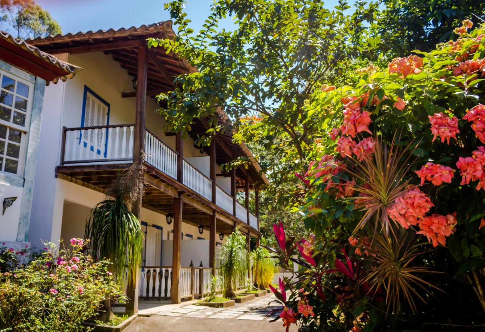 Deluxe Double Room with Balcony photo 2