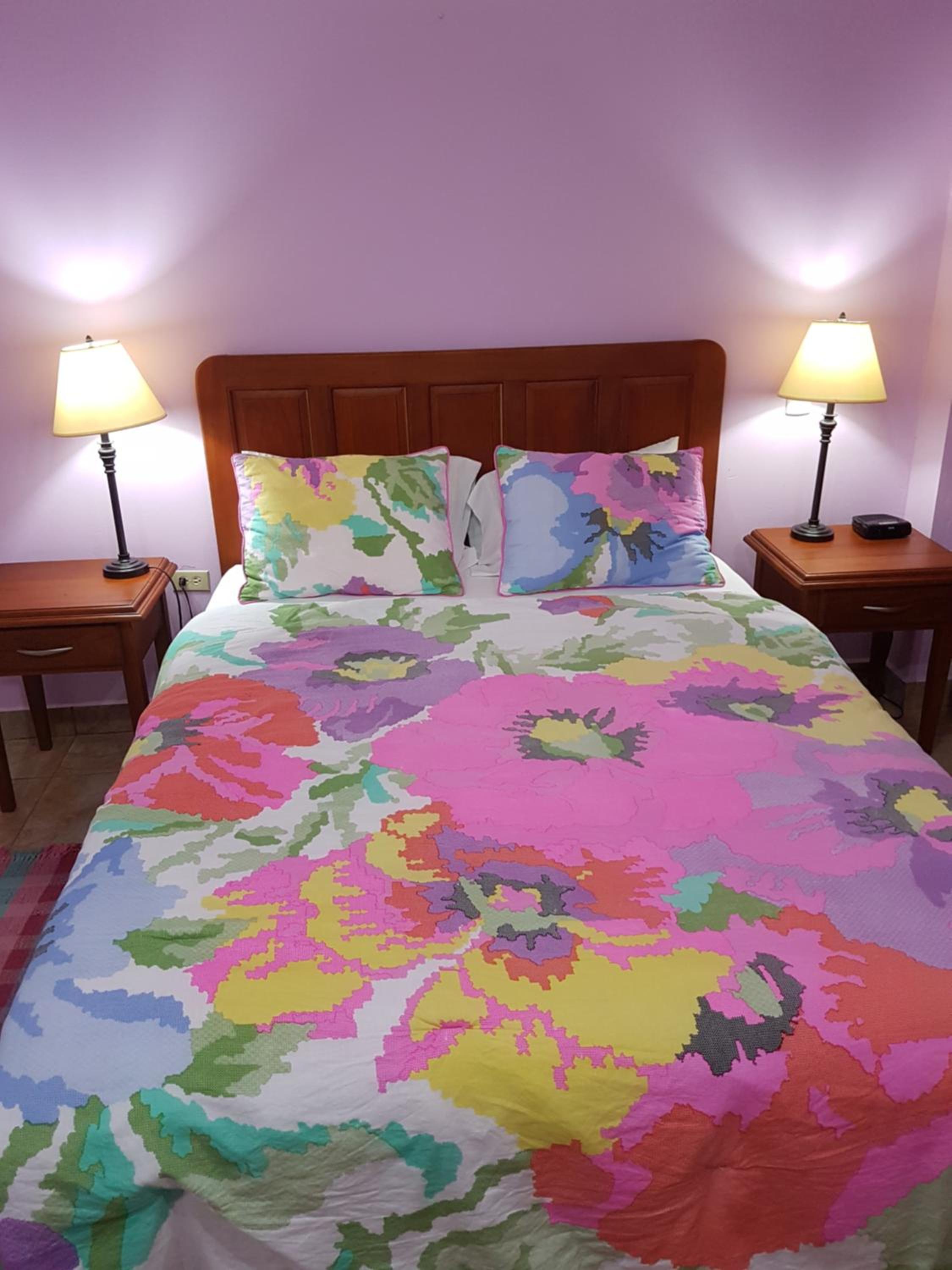 Bed & Sleeping Area