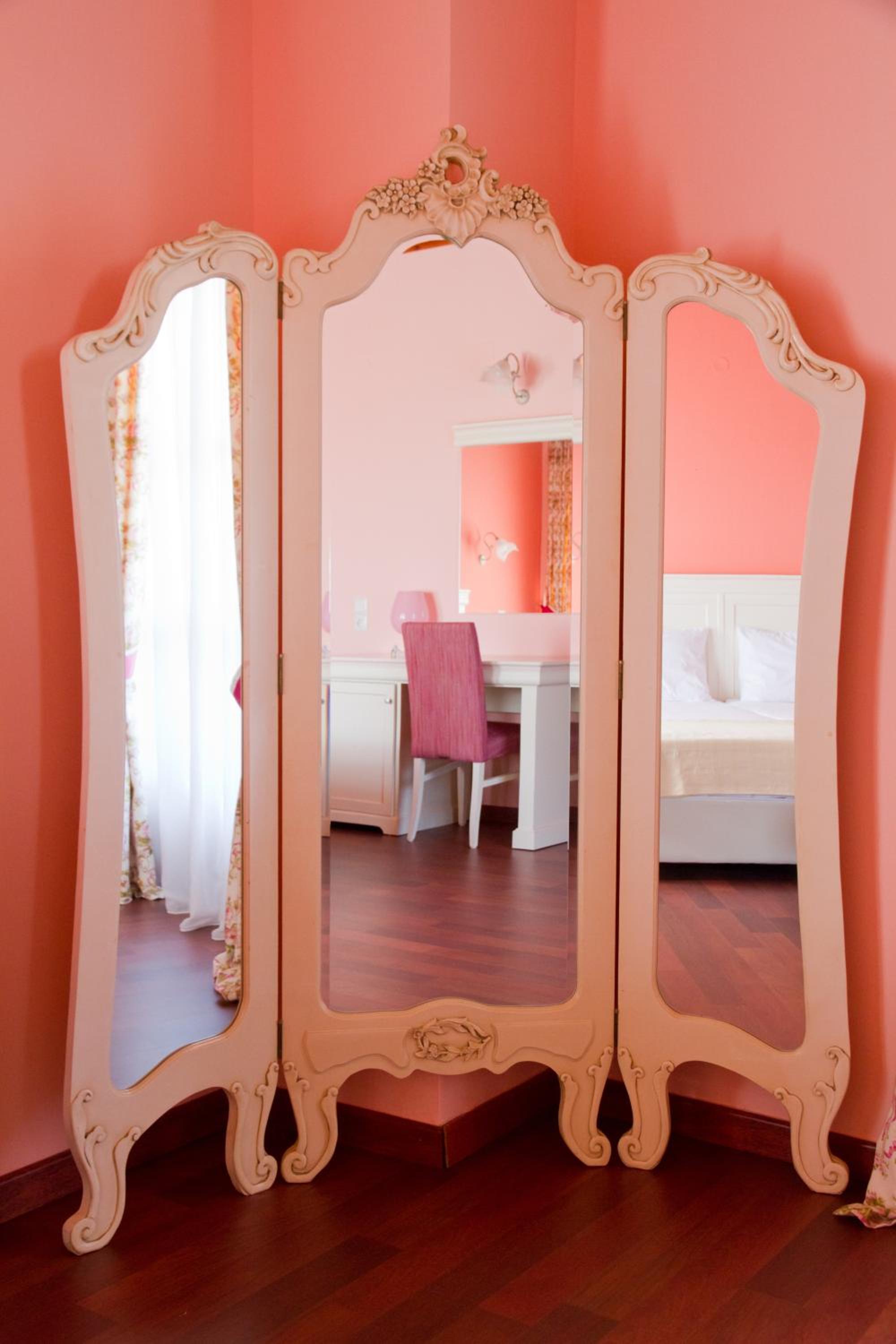 Superior Double or Twin Room, photo 7
