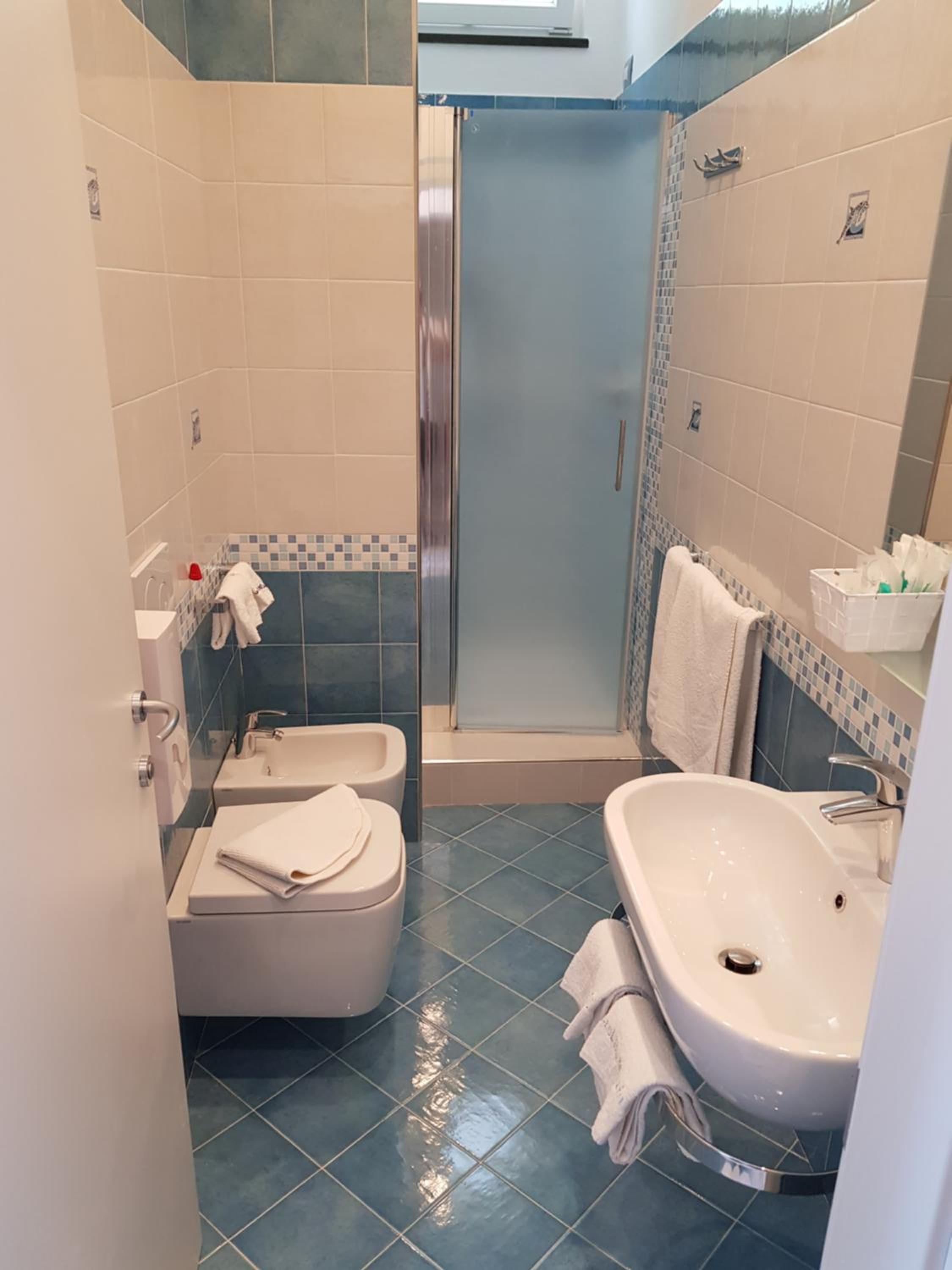 Superior Double Room with Sea View - Photo 7