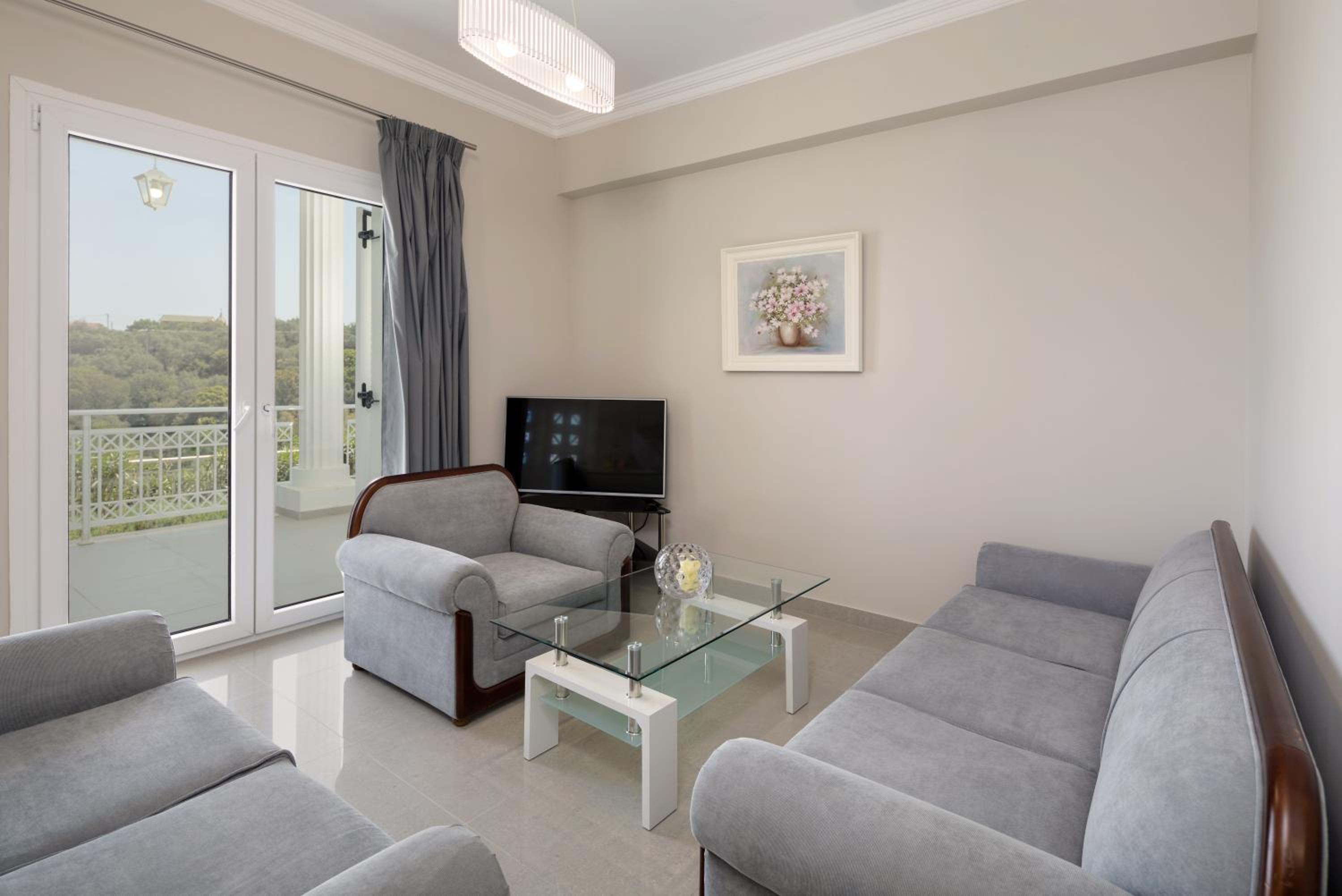 Apartment - Ground Floor photo 1