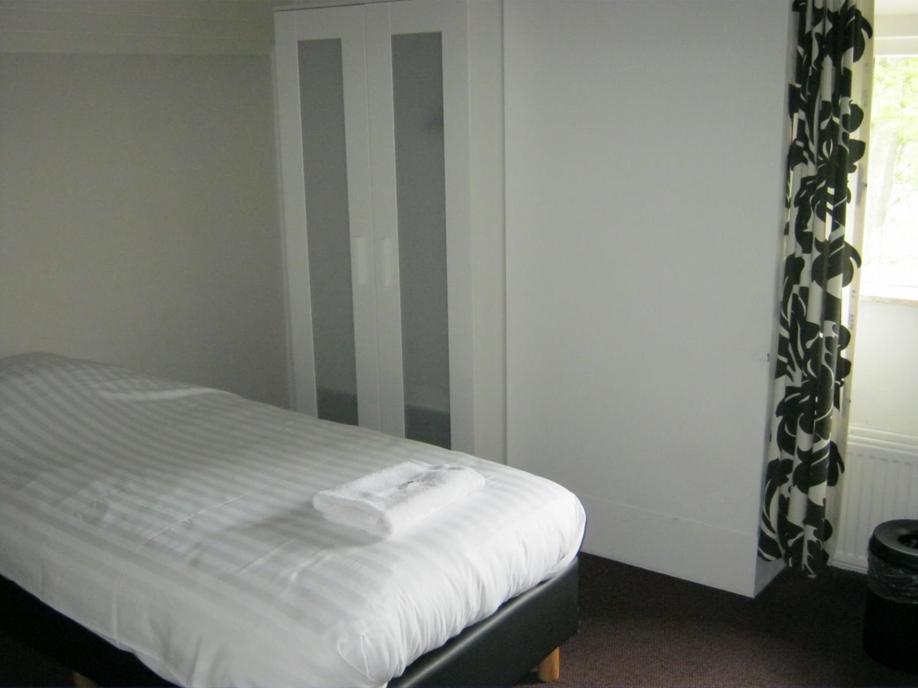 Comfort Single Room with Shower photo 3