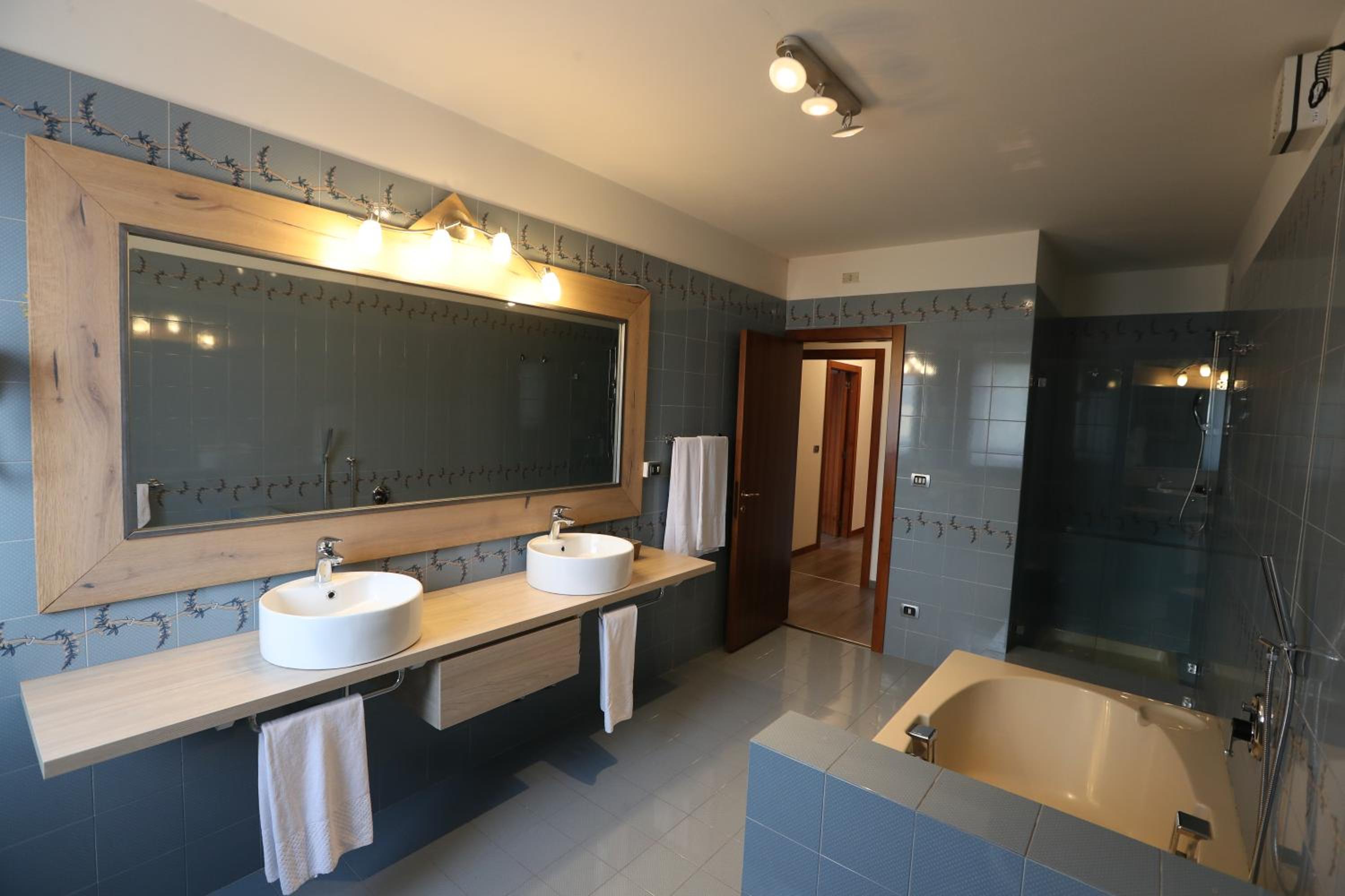 Apartment - Photo 8