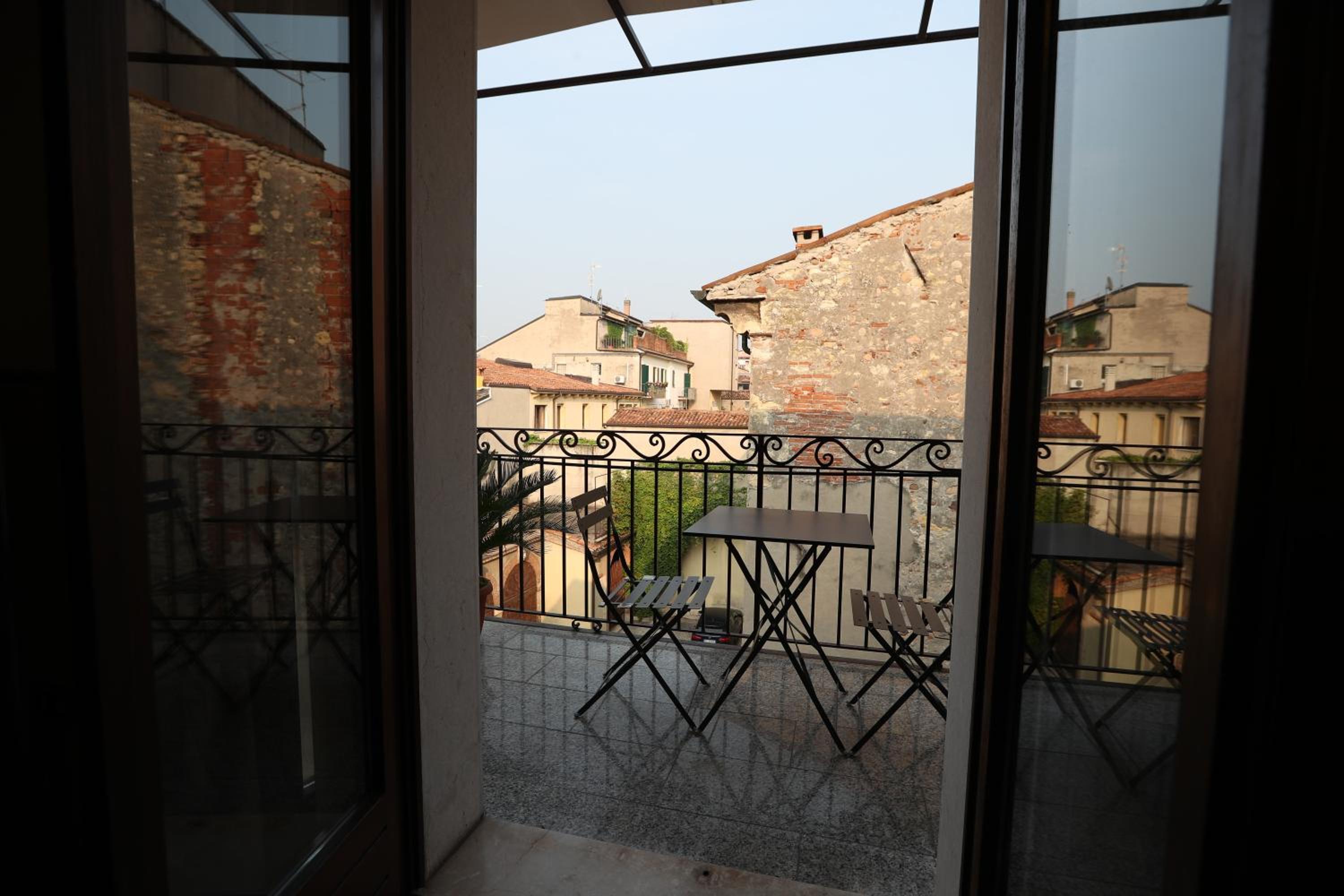 Apartment - Photo 15