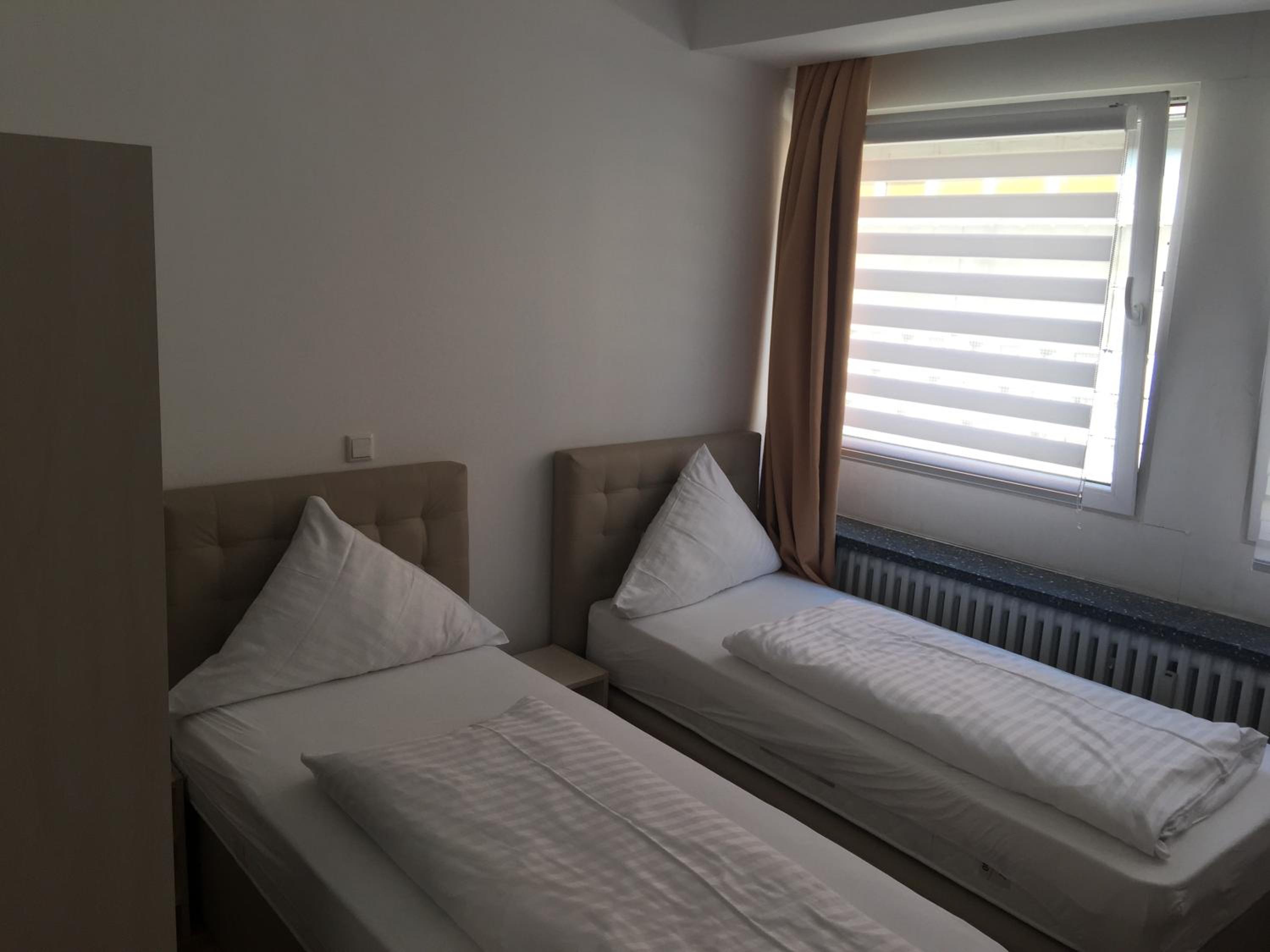 Double or Twin Room - Photo 1
